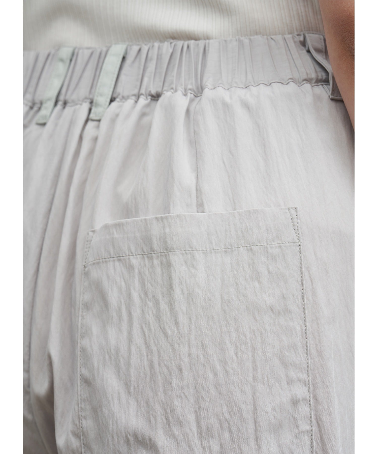 Belt Detail Darted Pants