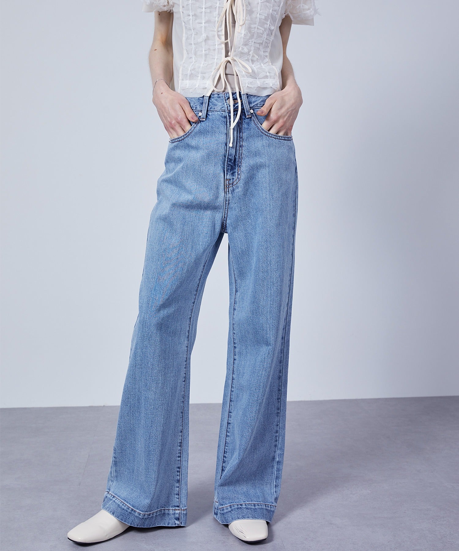 Wide Straight Contrast Hem Denim