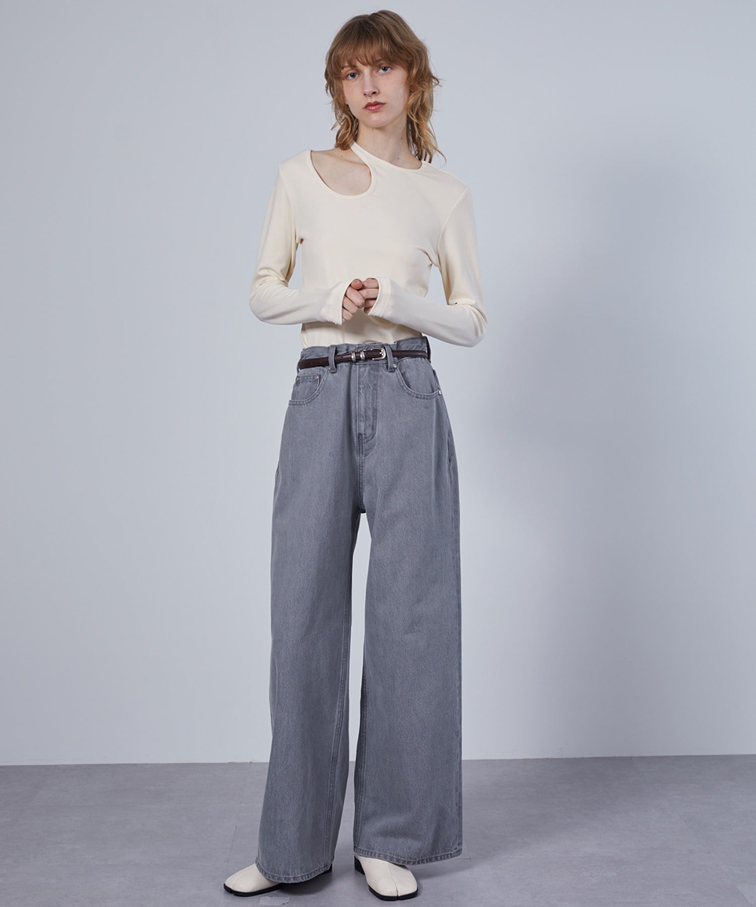 Loose Fit Narrow Straight Denim Pants
