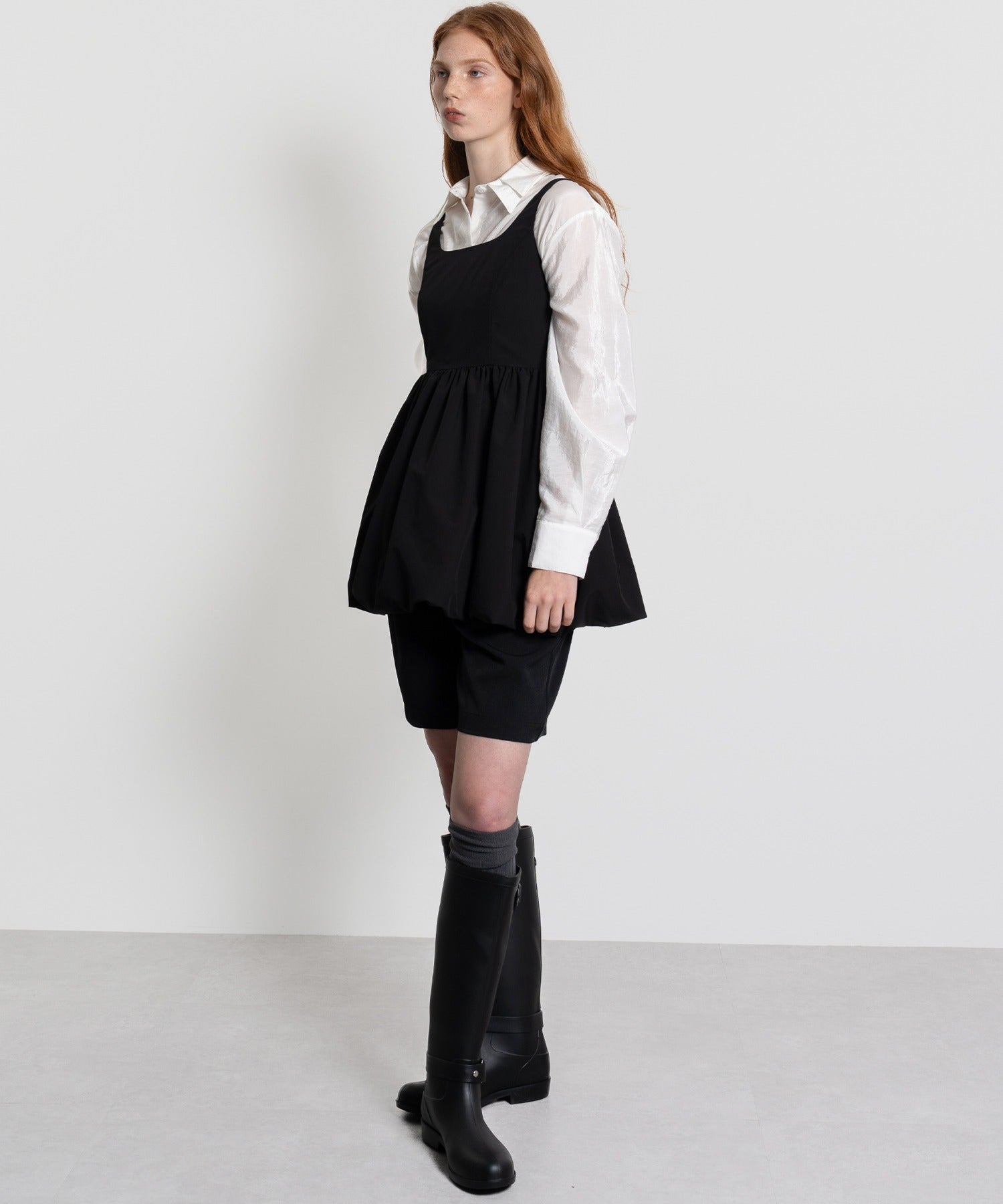 One-Tuck Classic Half Pants