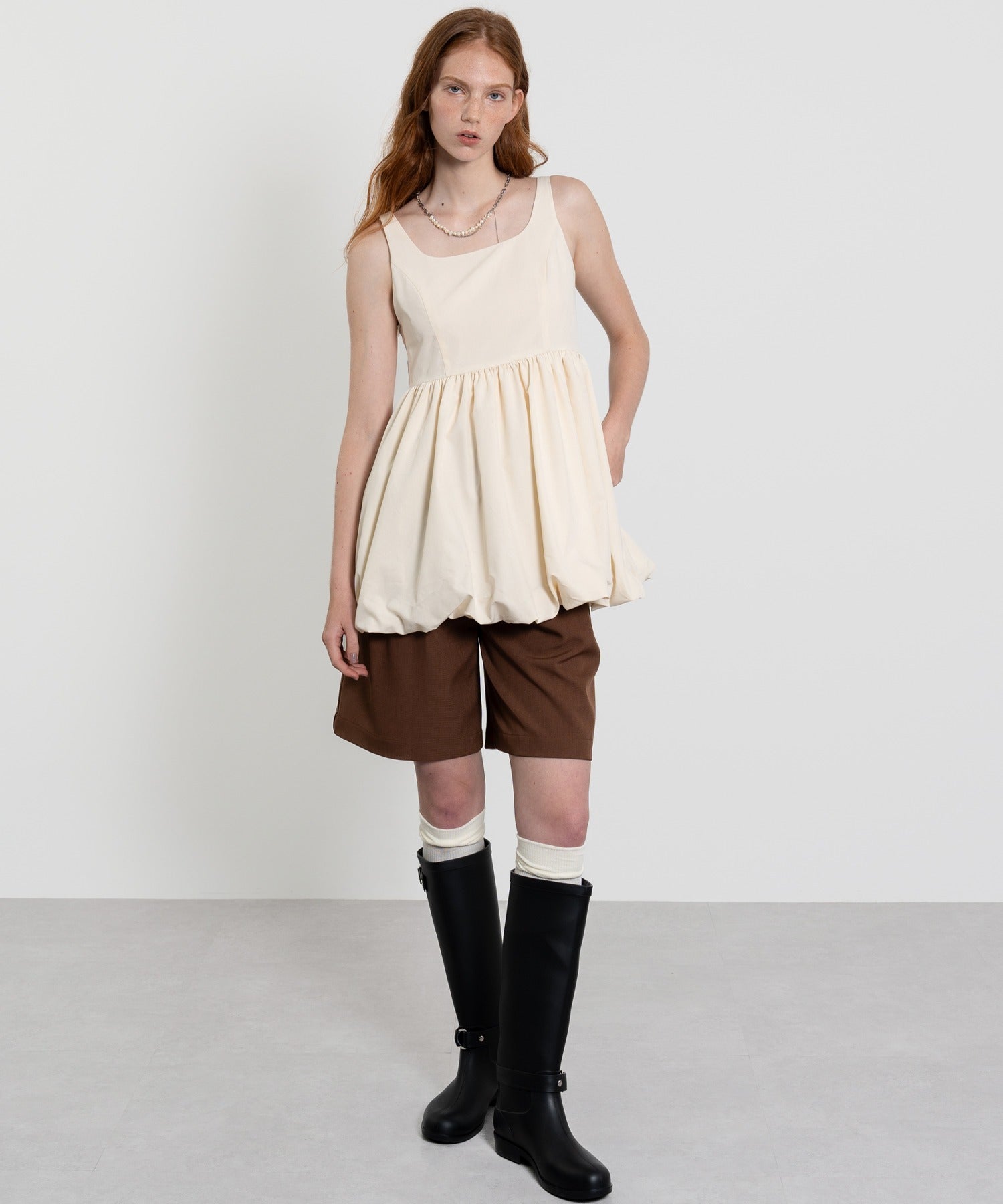 One-Tuck Classic Half Pants