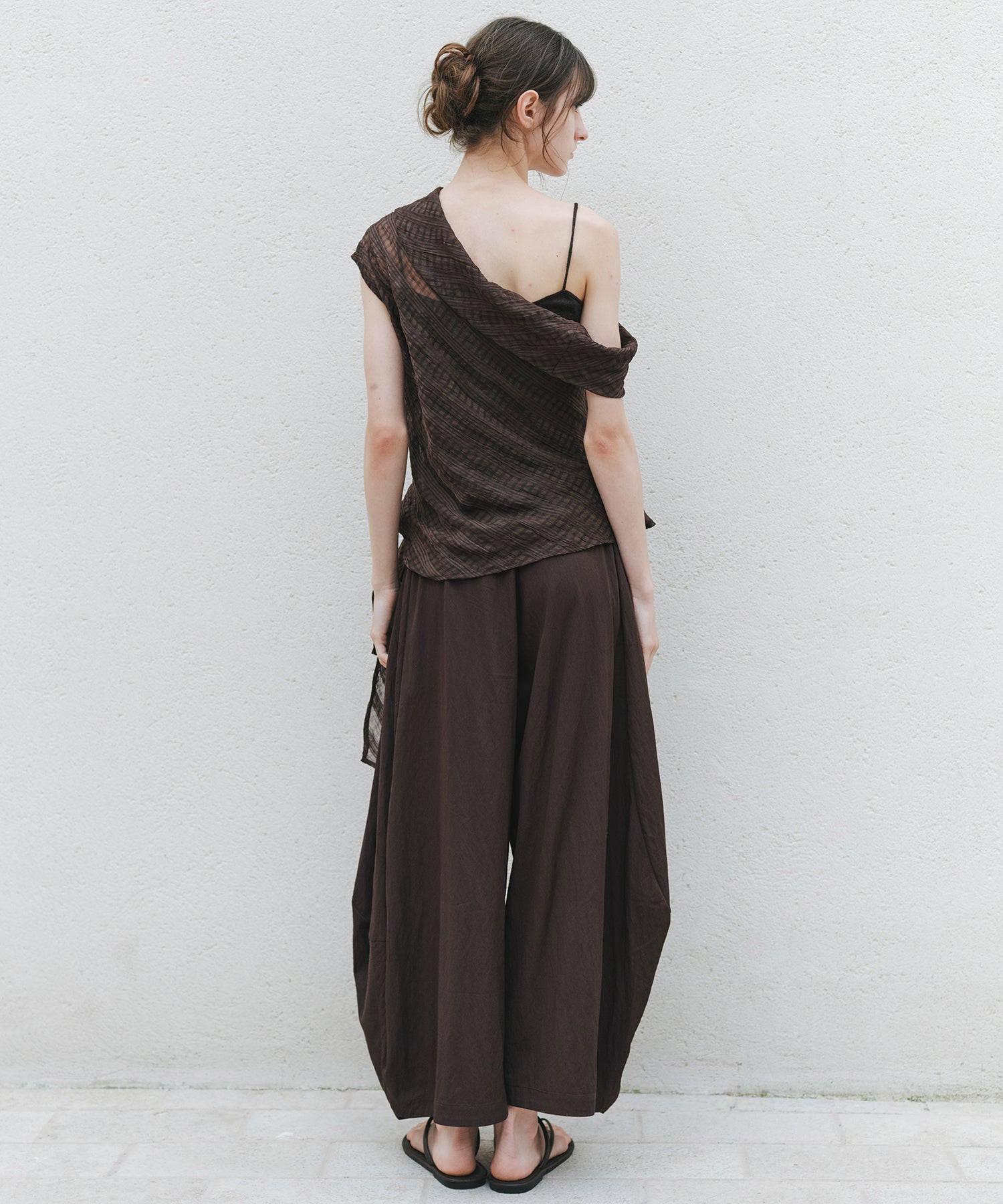 「6月上旬~中旬出荷」Nuanced Draped Wide Pants