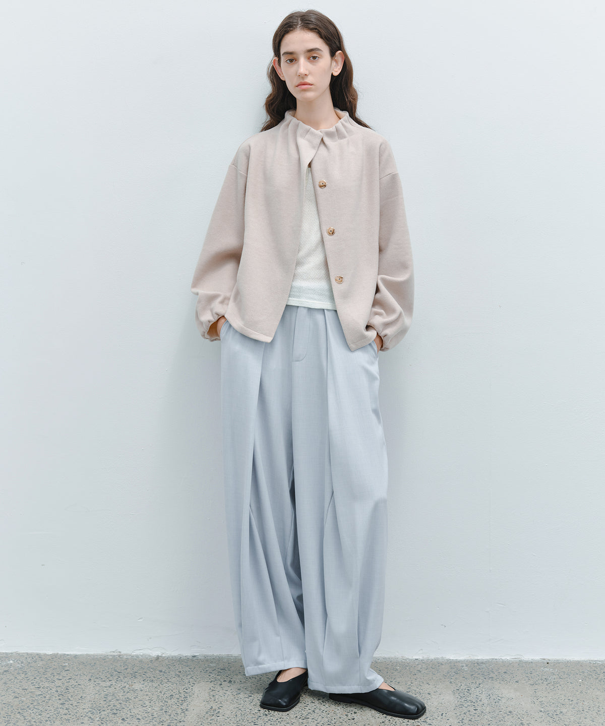 「10月下旬出荷予定」Tuck Detail Adjustable Hem Wide Pants