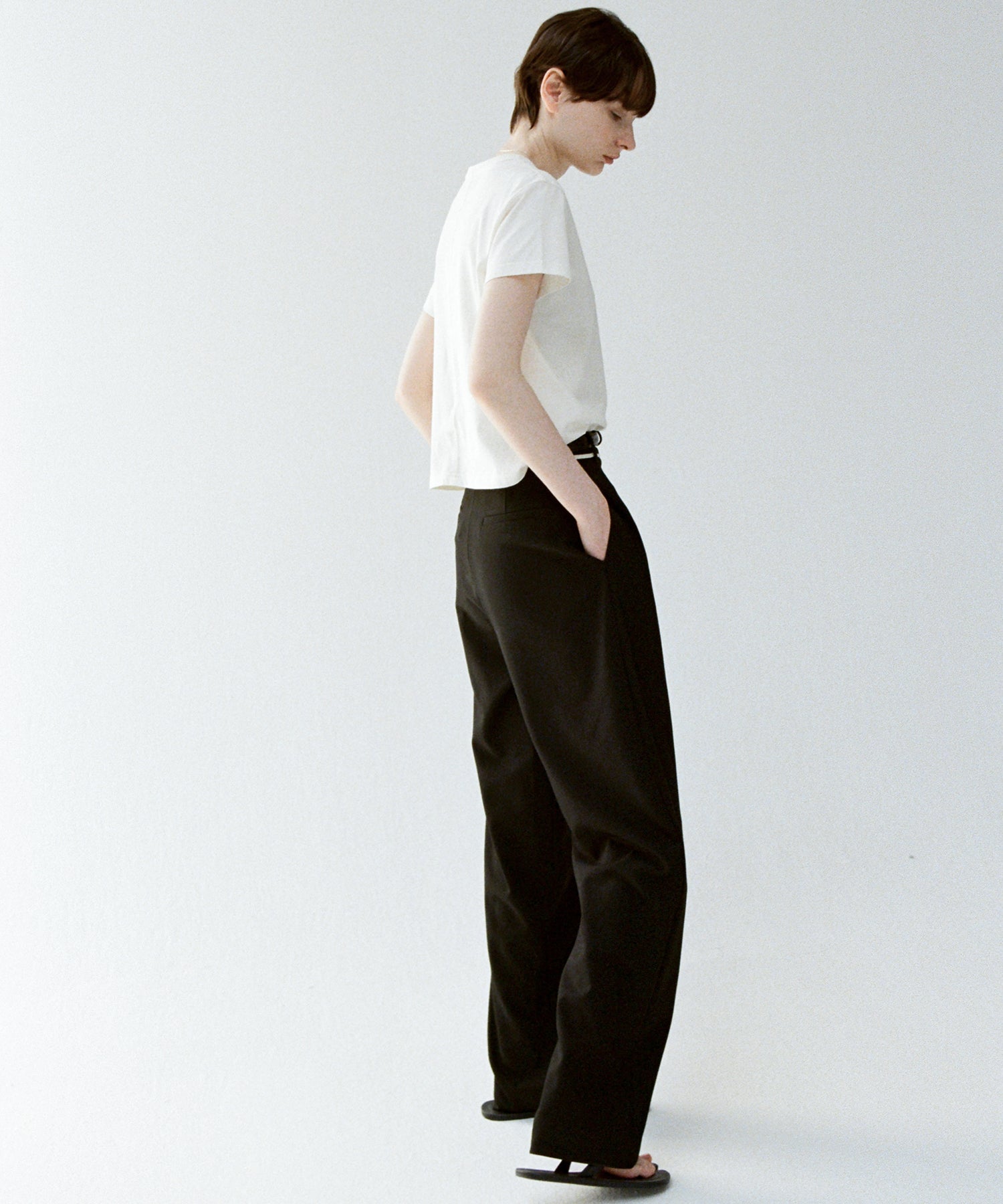 Mid-Rise Tapered Trousers