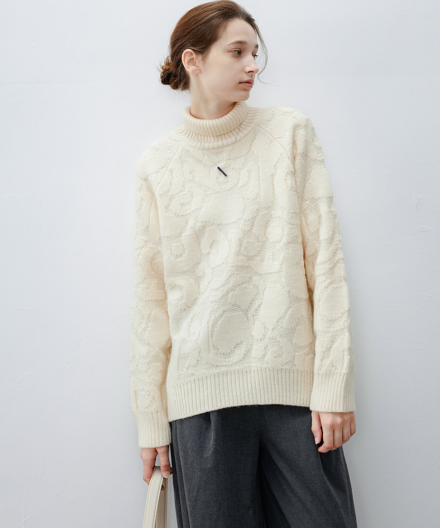 High Neck Jacquard Design Knit