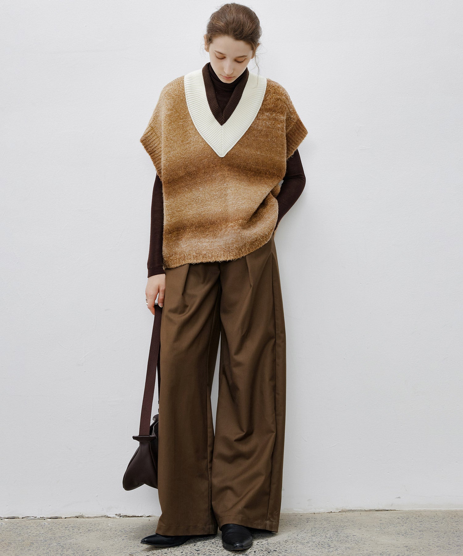 V-Shape Gradient Knit Tank Top