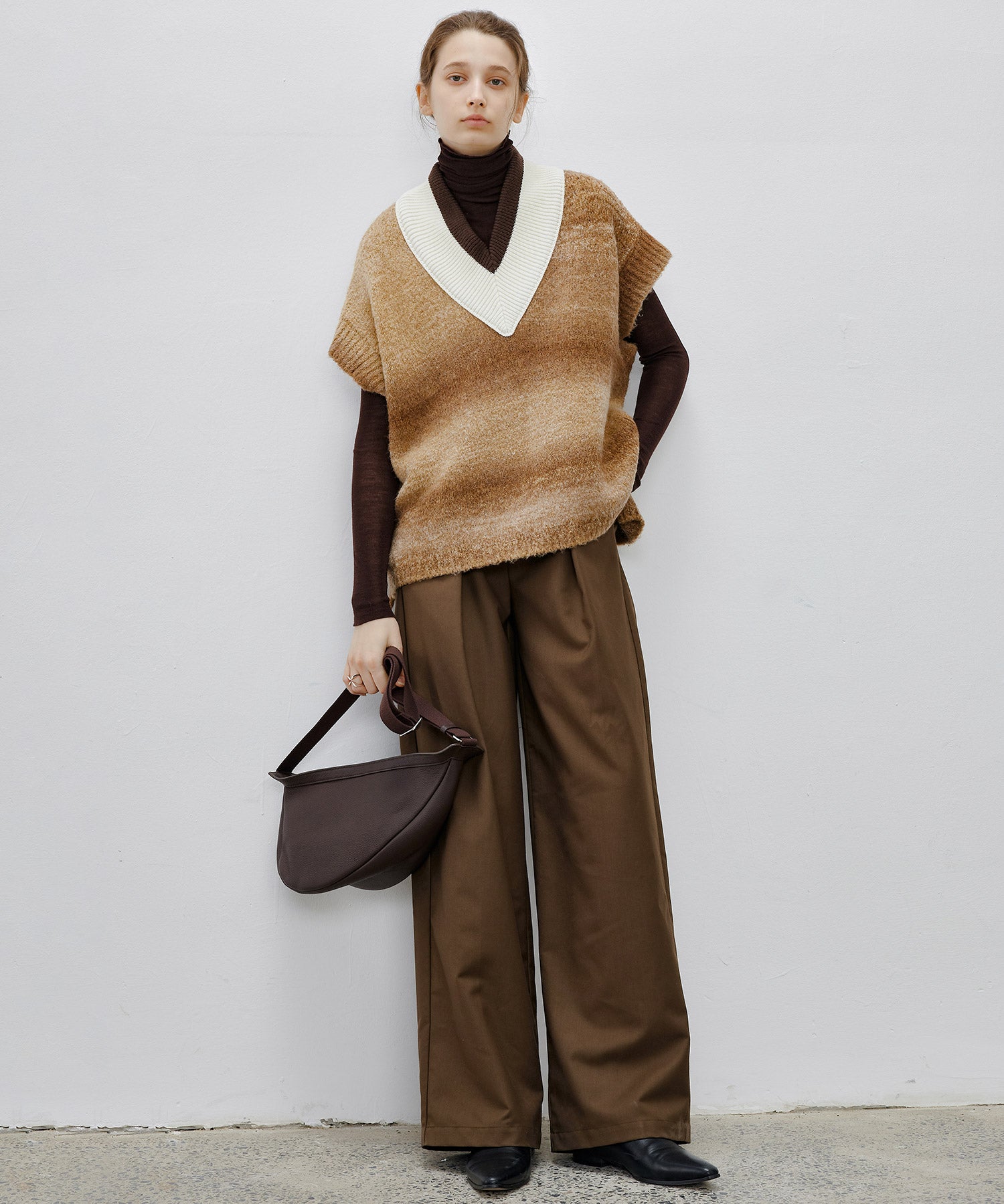 V-Shape Gradient Knit Tank Top