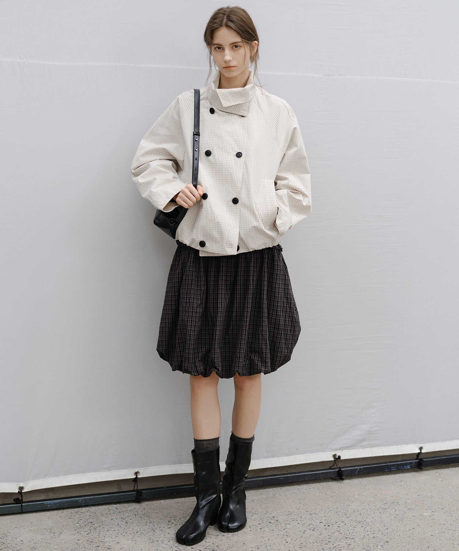 「2월 하순~3월 상순 출하」Double-Breasted Check Cropped Jacket