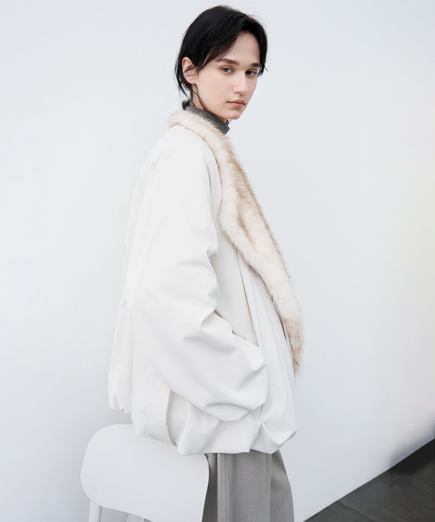 Faux Fur Collar Balloon Down Jacket