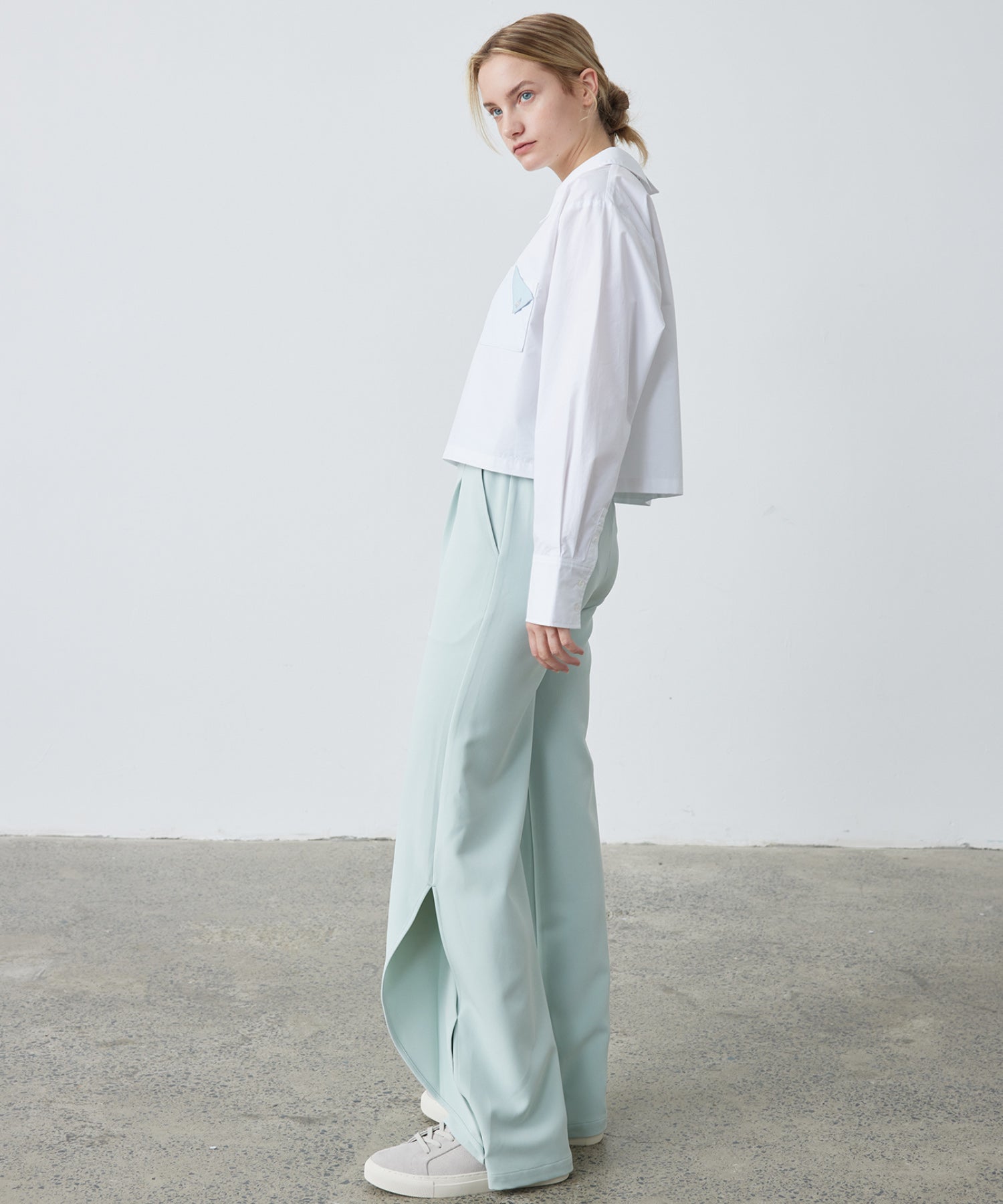 Cropped Pullover Shirt