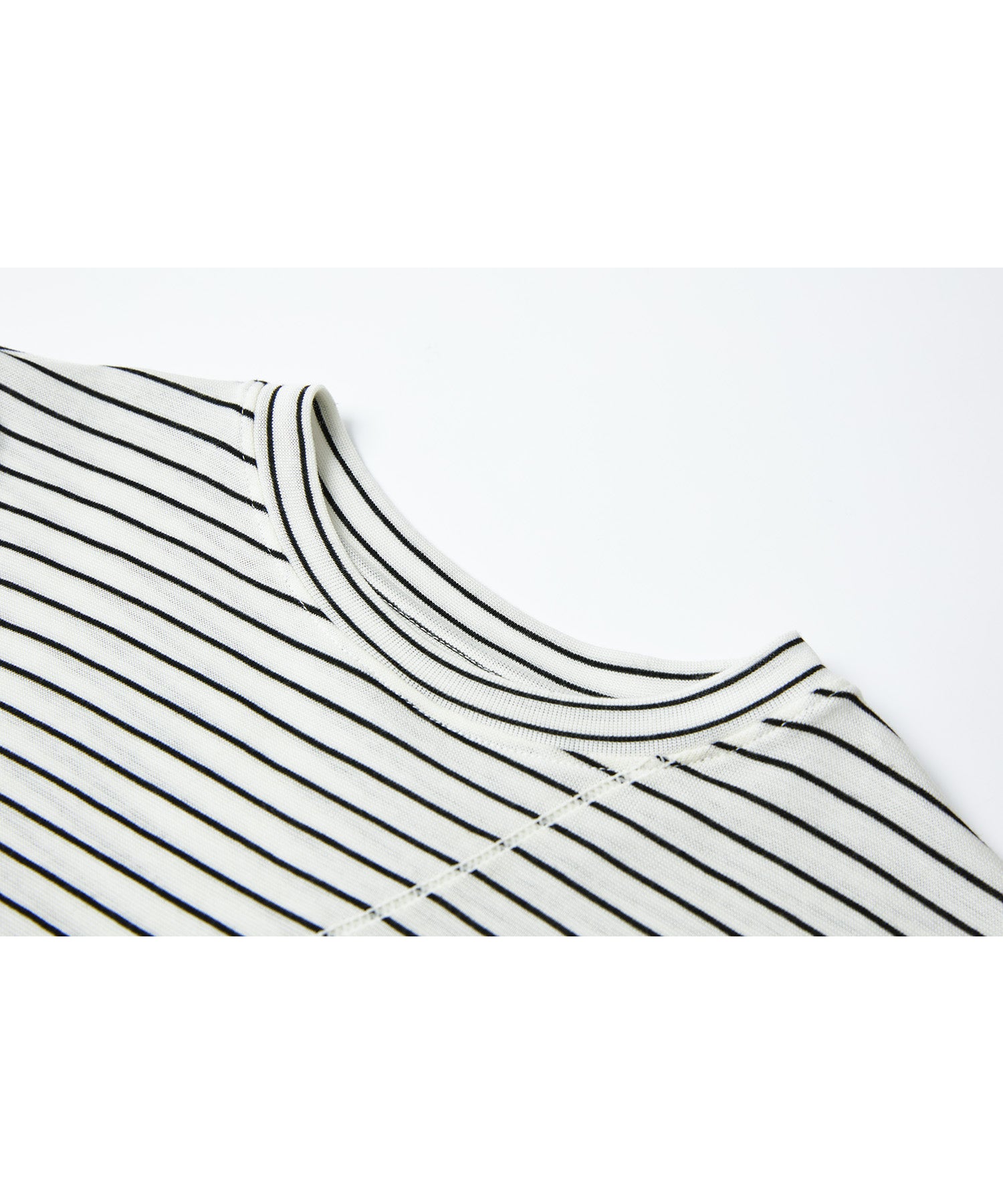 Asymmetric Hem Fitted T-Shirt in Lyocell Blend