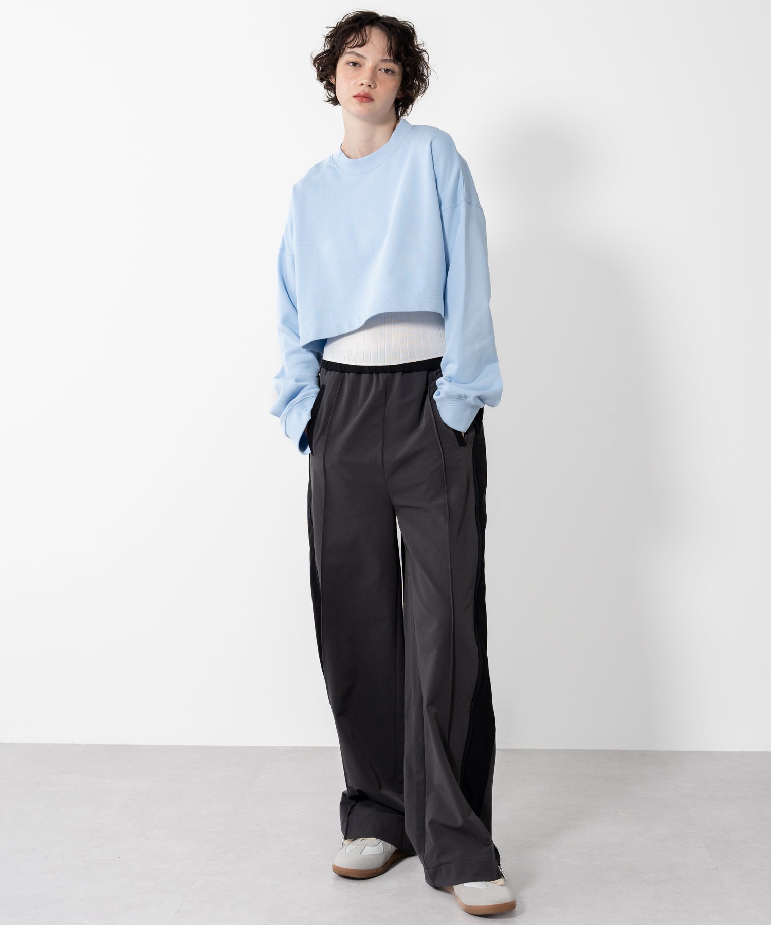 Casual Cropped Sweatshirt Top