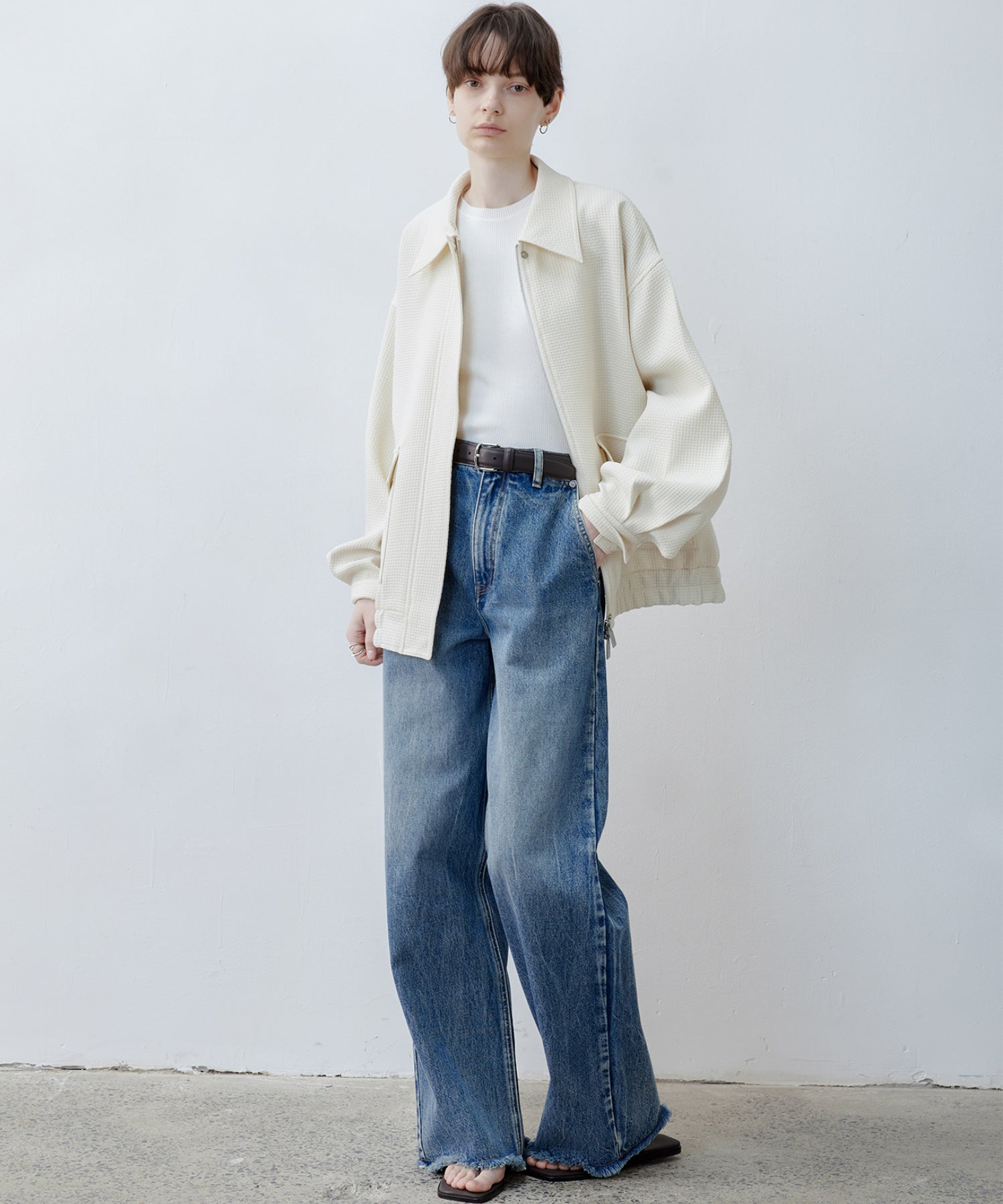 Frayed Hem Straight Denim Pants