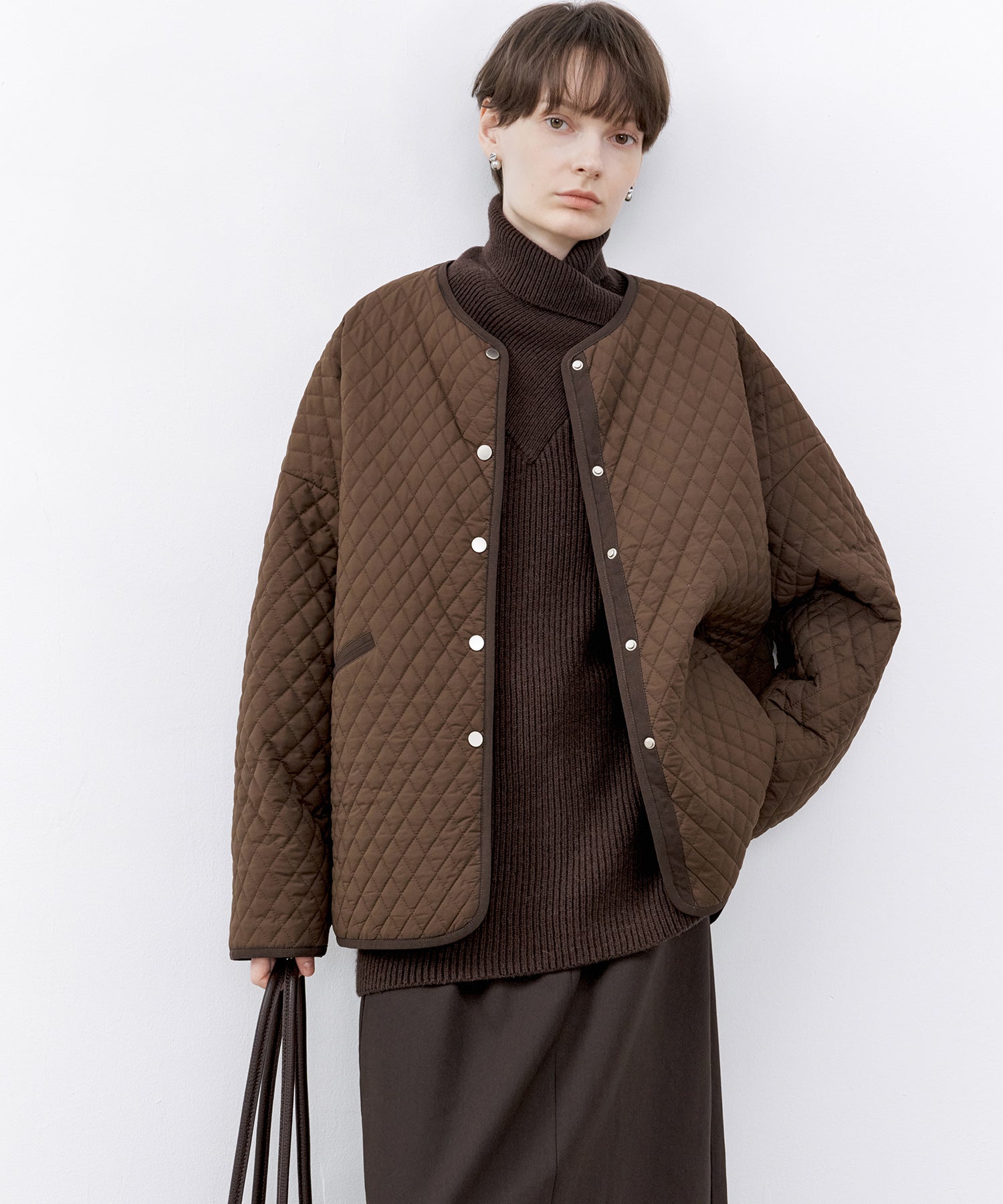 Diamond Quilted Round Neck Padded Jacket
