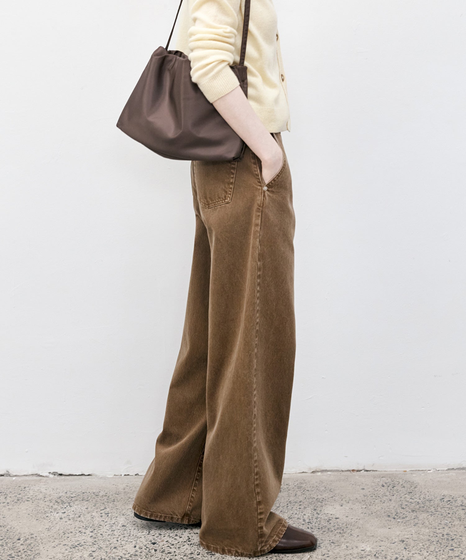 Basic Narrow Straight Brown Denim Pants