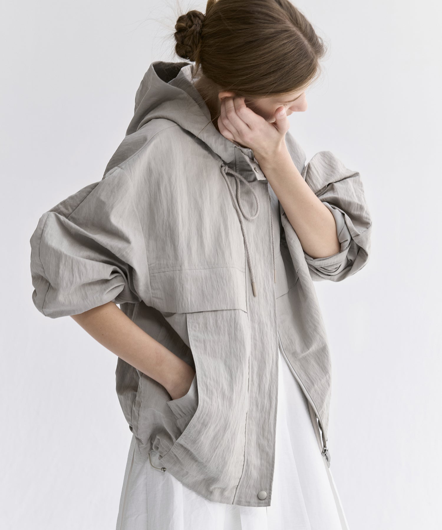 「2月下旬~3月上旬出荷」Drawstring Hooded Zip-Up Jacket