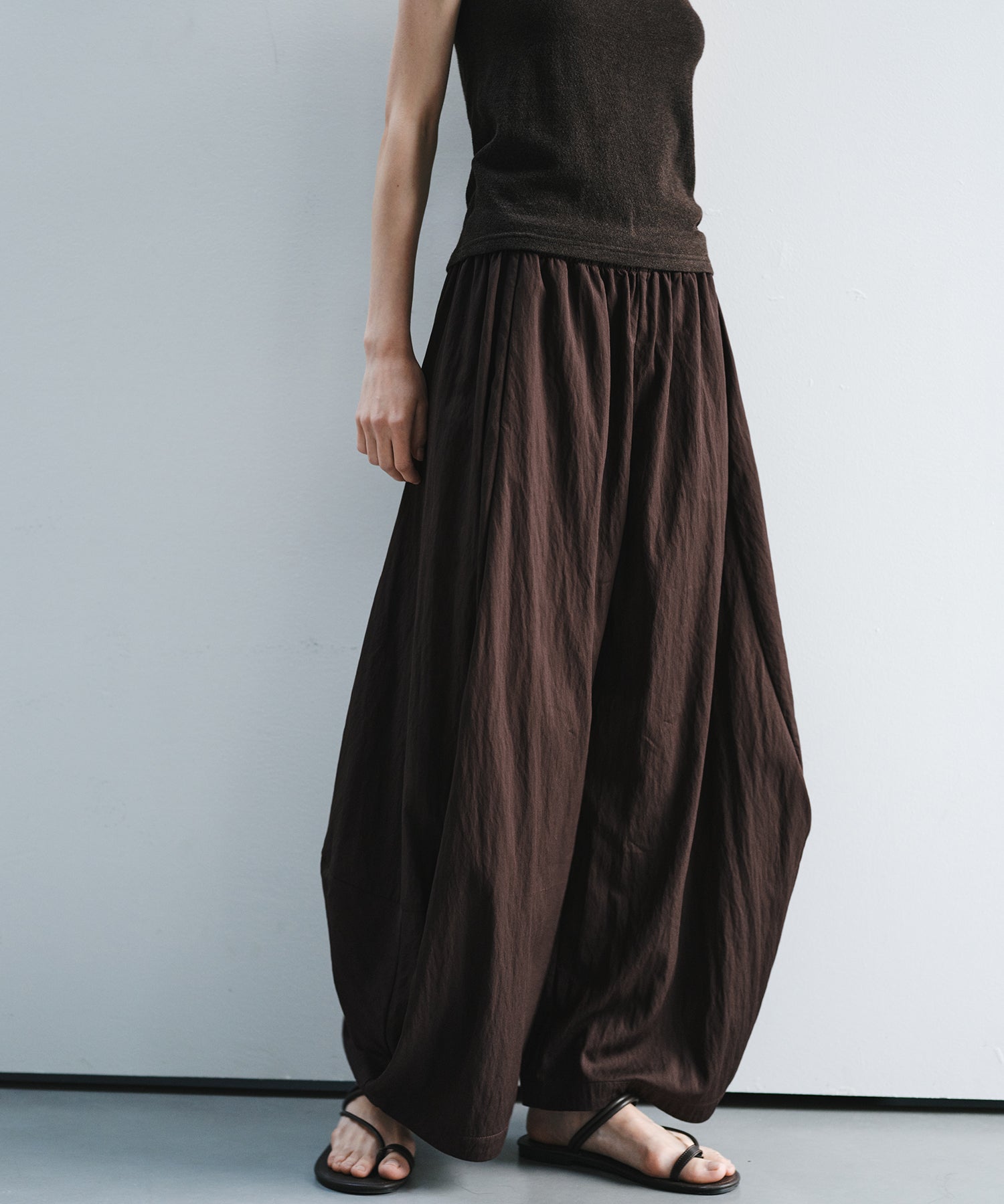 「6月上旬~中旬出荷」Nuanced Draped Wide Pants