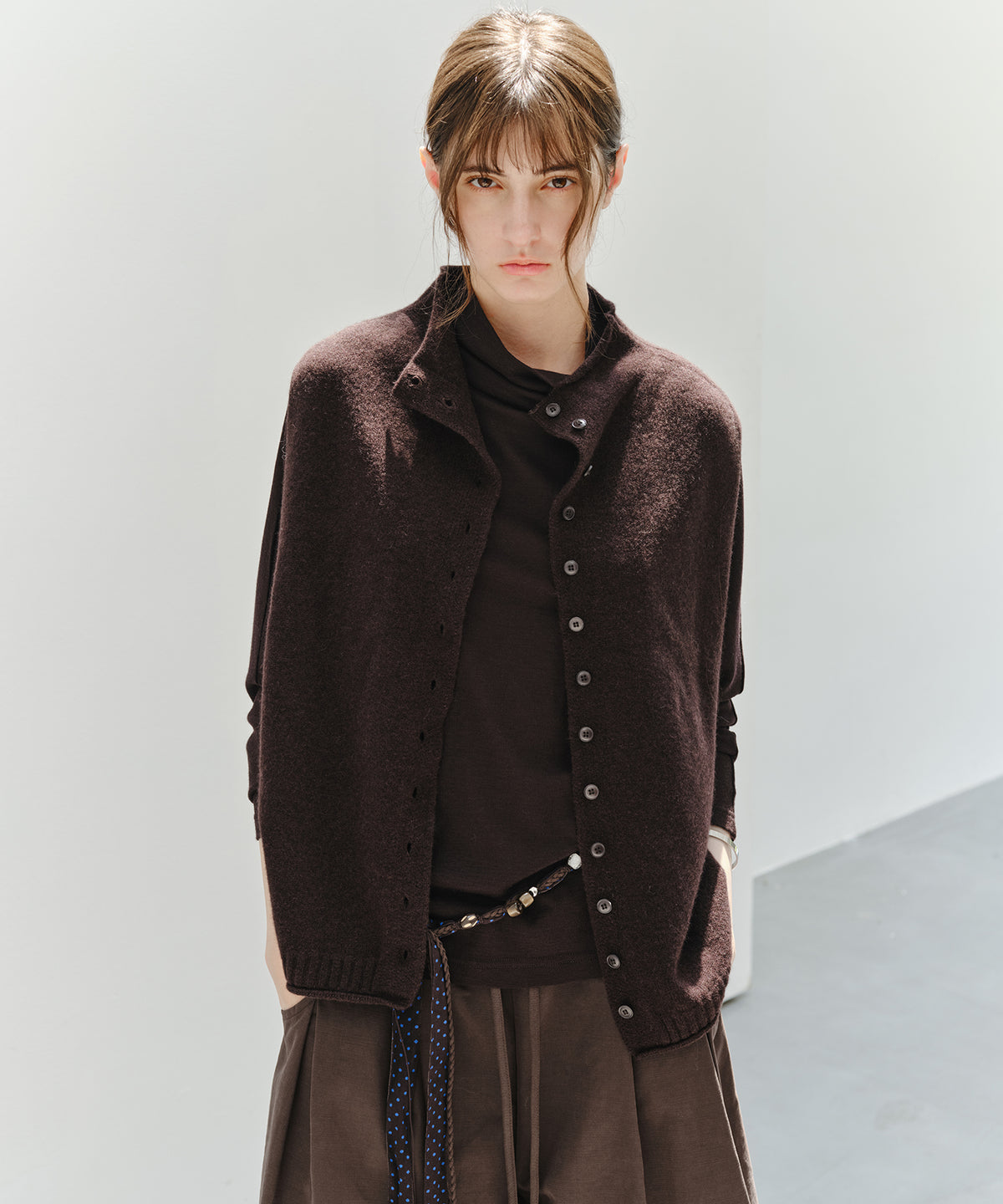 「10月下旬出荷予定」100% Wool High Neck Button Knit Vest