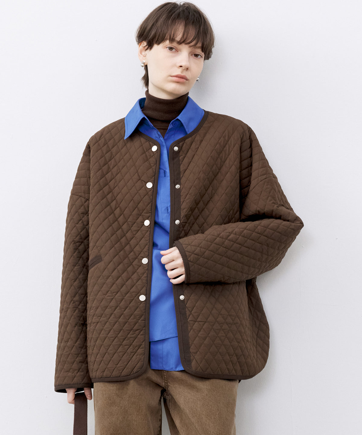 Round Hem Quilted Mid Jacket
