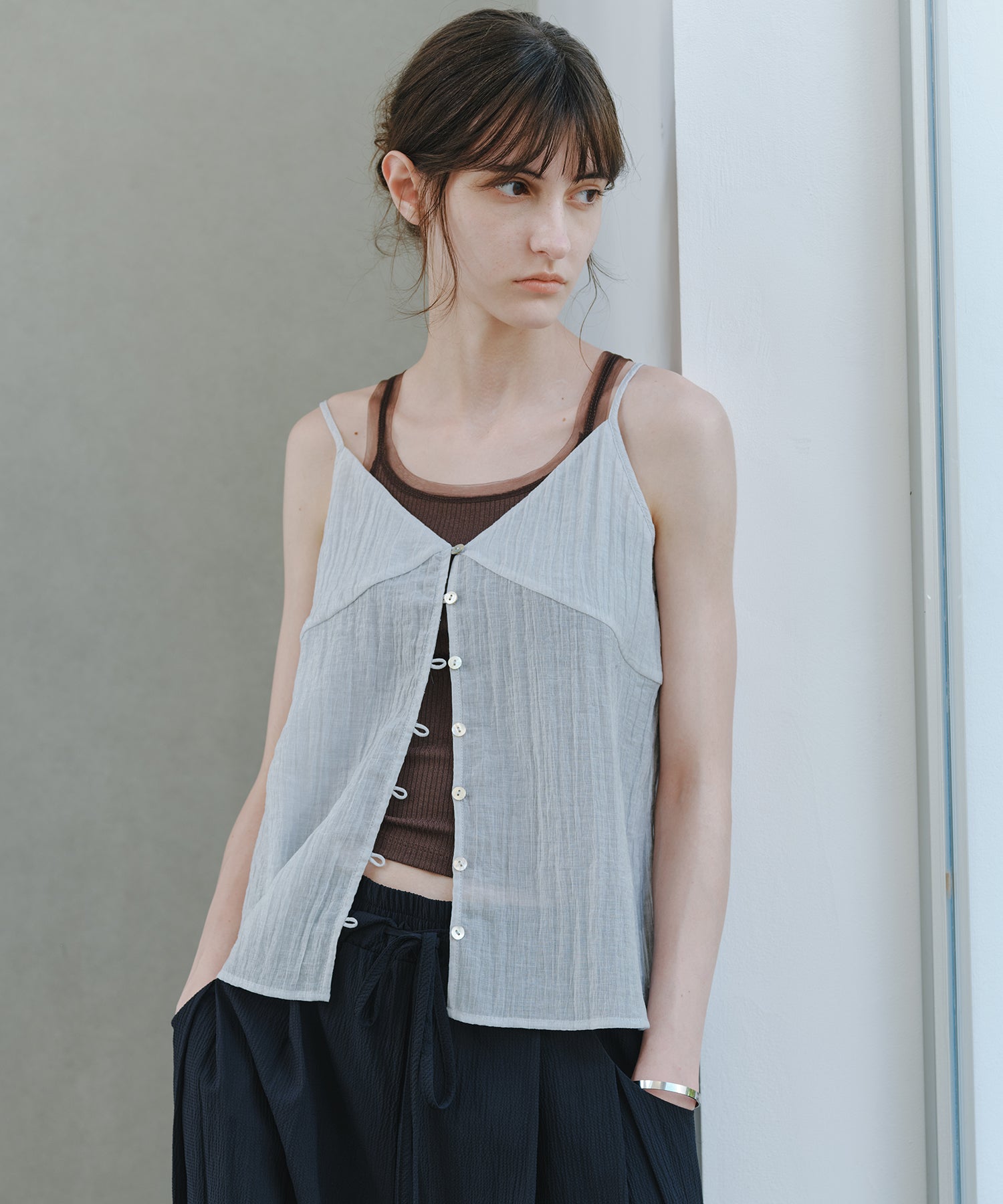 冬物さま専用ページ Sheer Textured Front Button Camisole