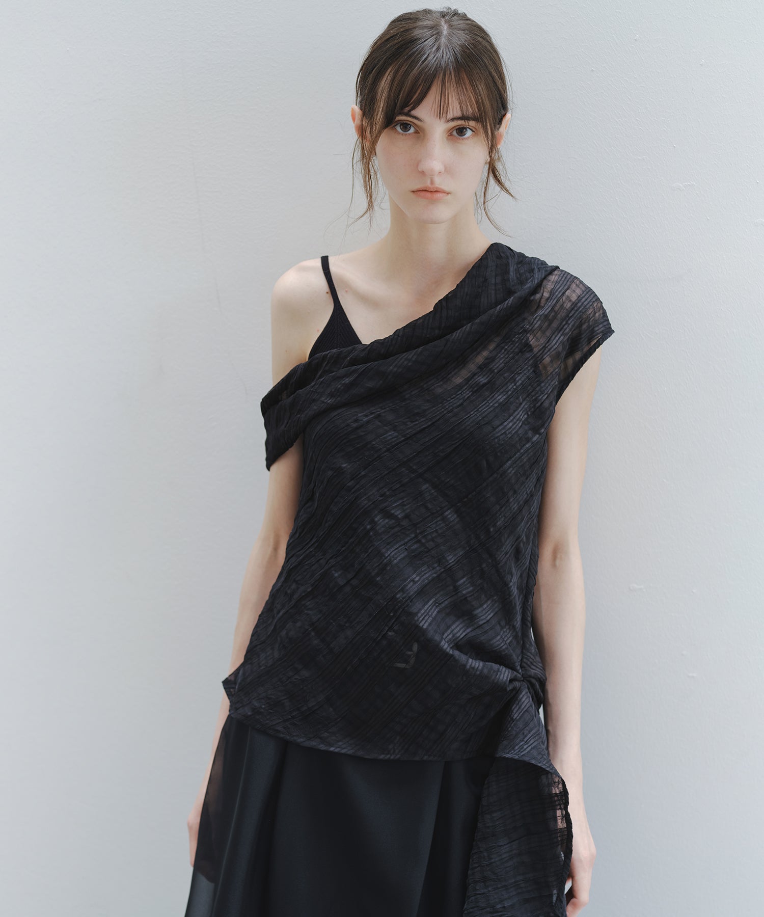「7月中旬~下旬出荷」Sheer Check One-Shoulder Top