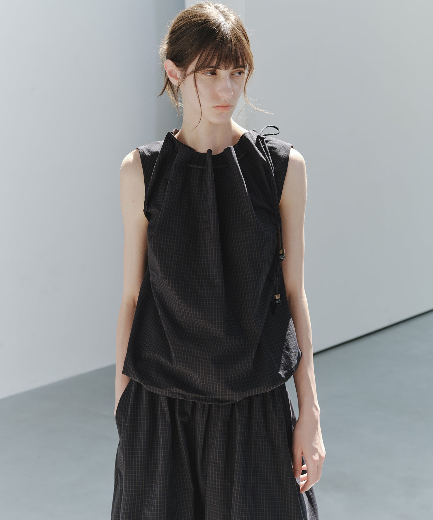 「7月上旬~中旬出荷」Drawstring Off-Shoulder Balloon Top