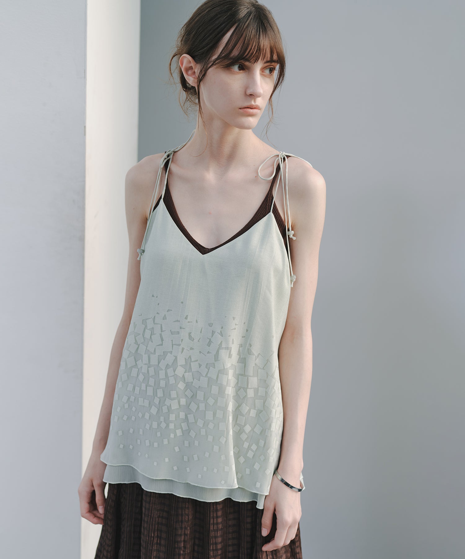 「7月中旬~下旬出荷」Gradient Square Sheer Camisole Top