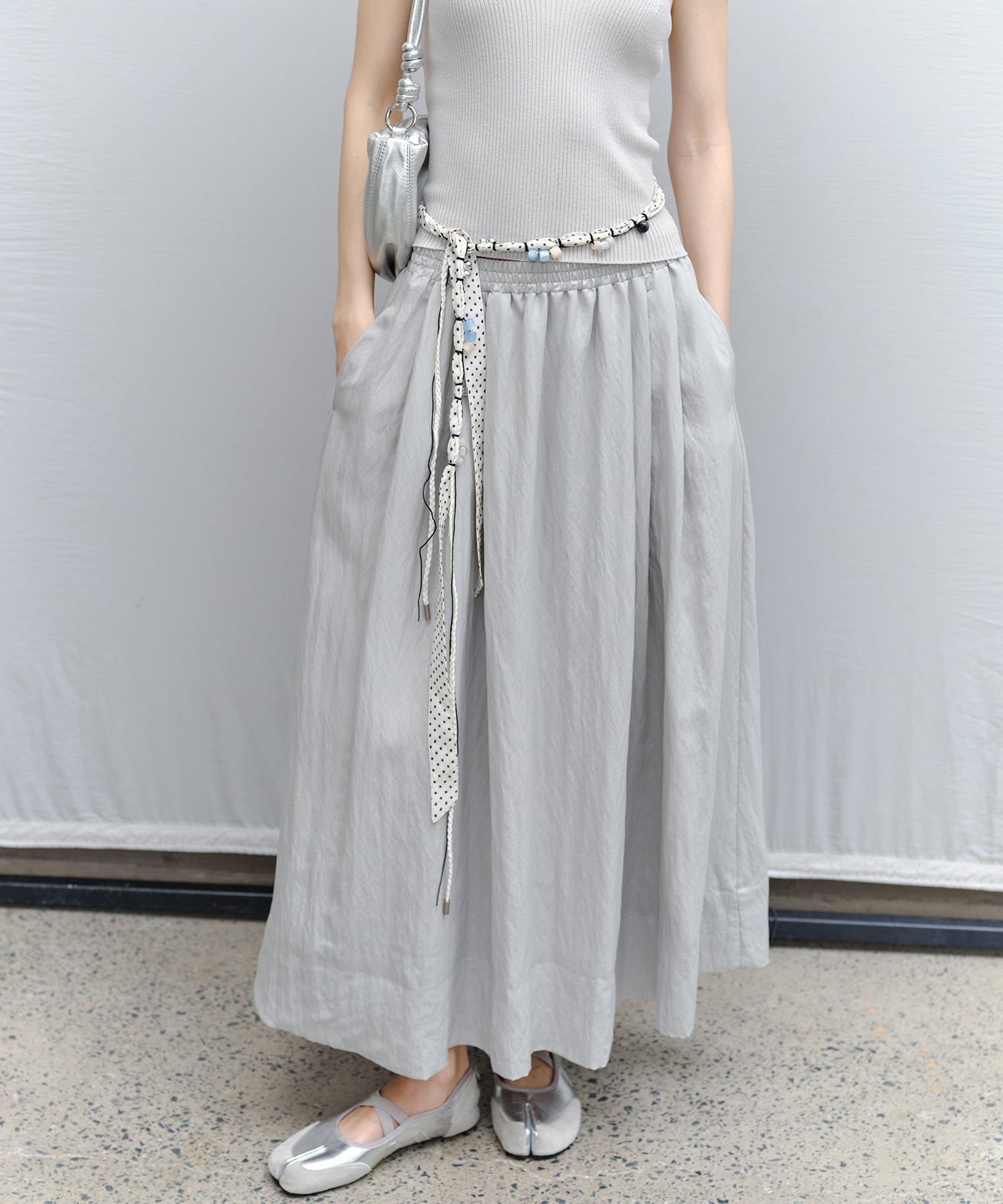 「4月中旬~下旬出荷」Flared Long Skirt