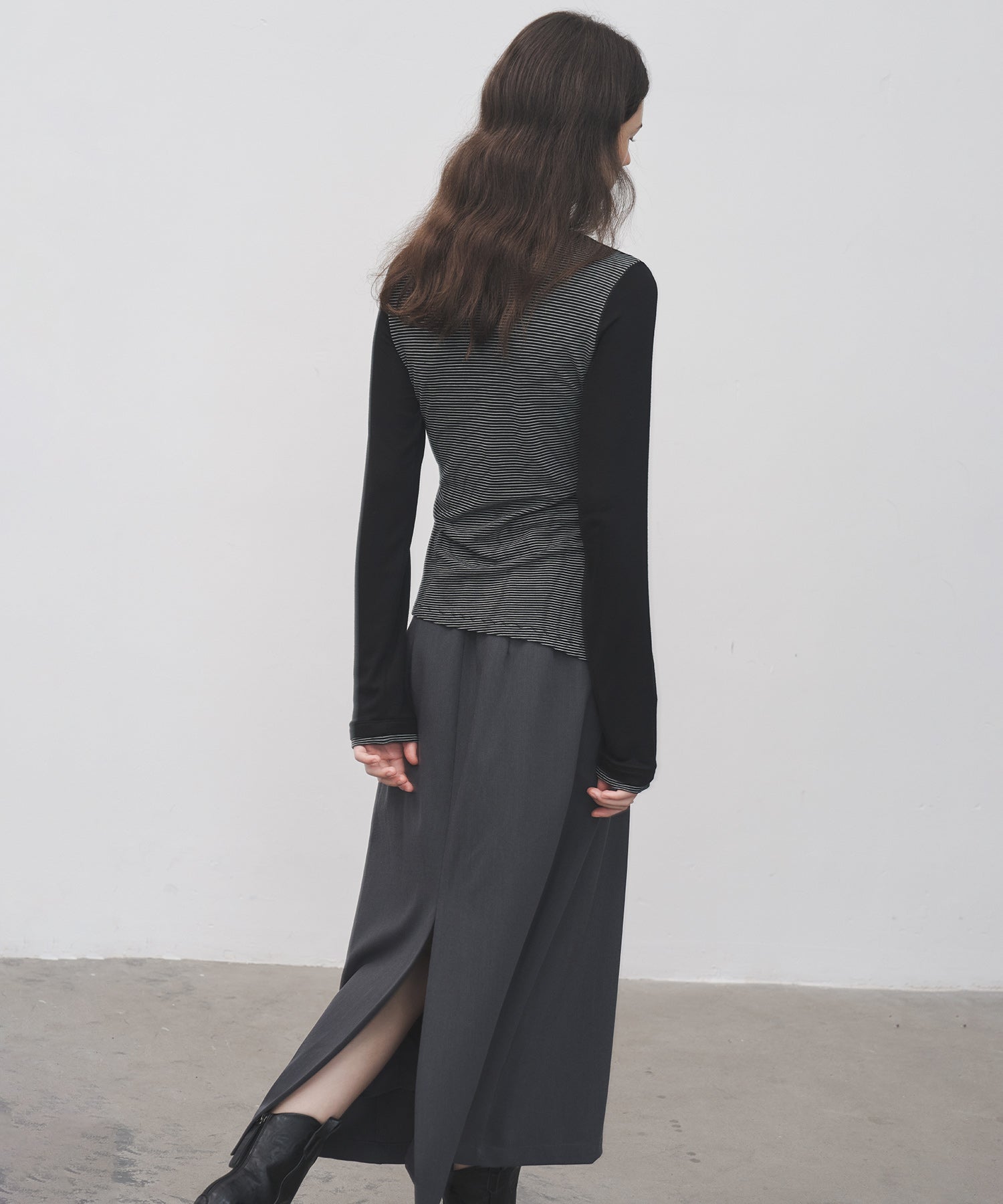 Back-slit maxi skirt