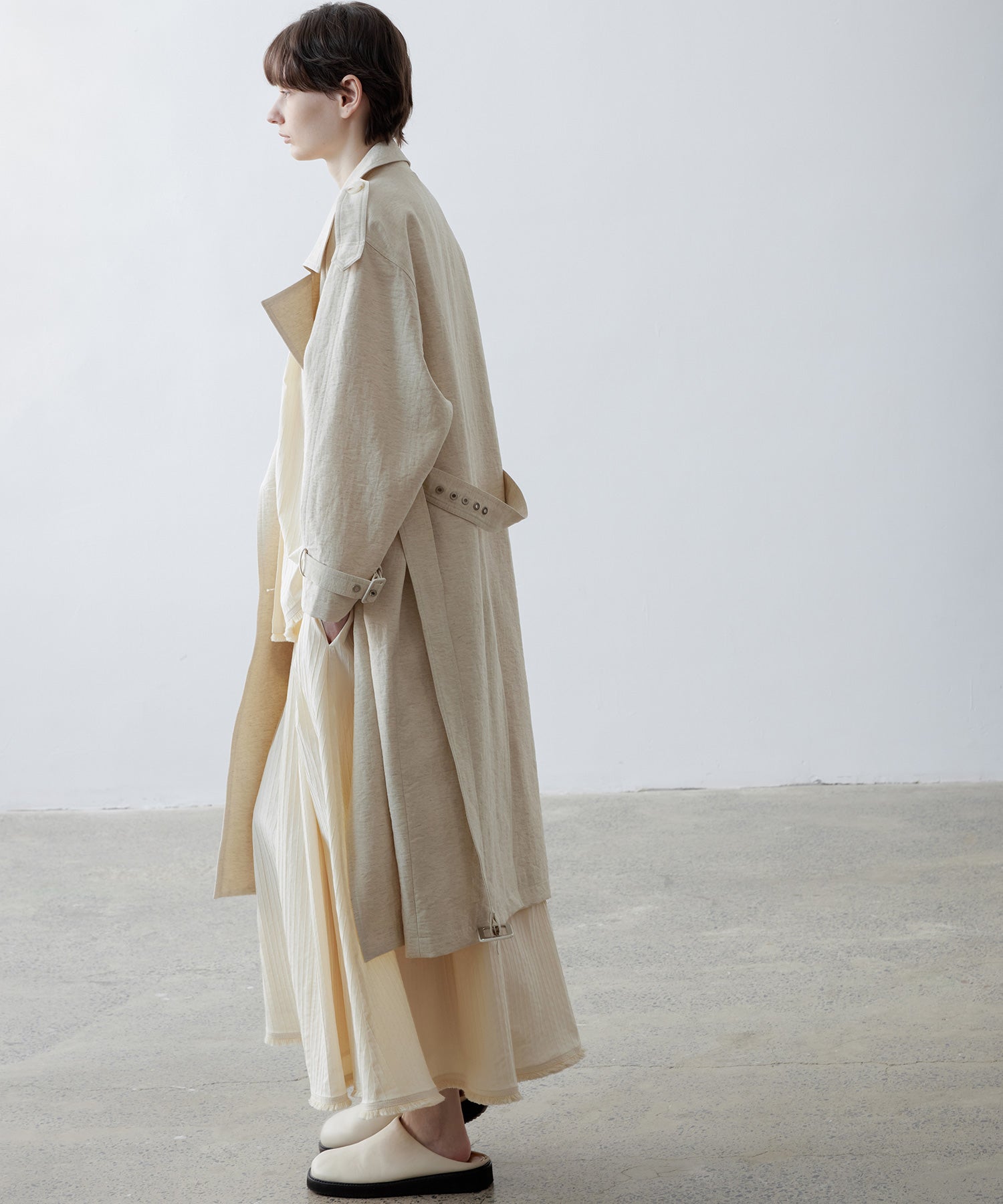 Linen Blend Double-Breasted Long Trench Coat with Epaulettes and Belt