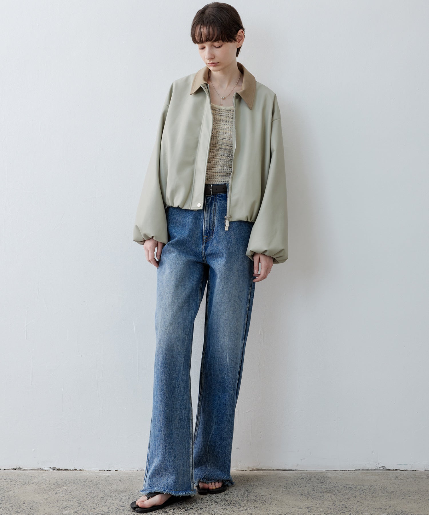 Frayed Hem Straight Denim Pants