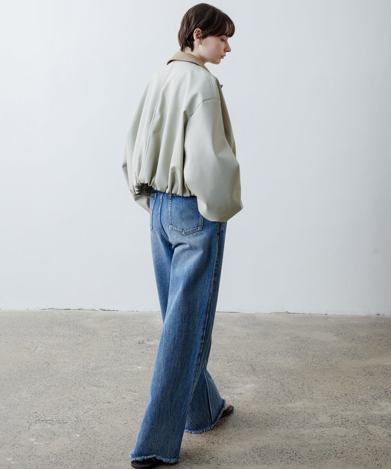 Frayed Hem Straight Denim Pants