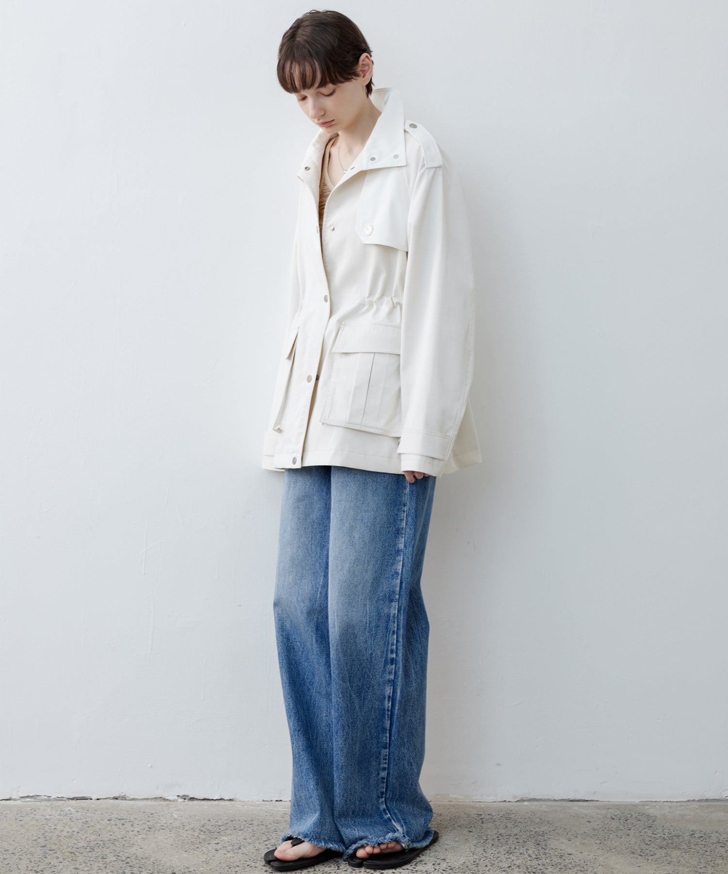 Frayed Hem Straight Denim Pants