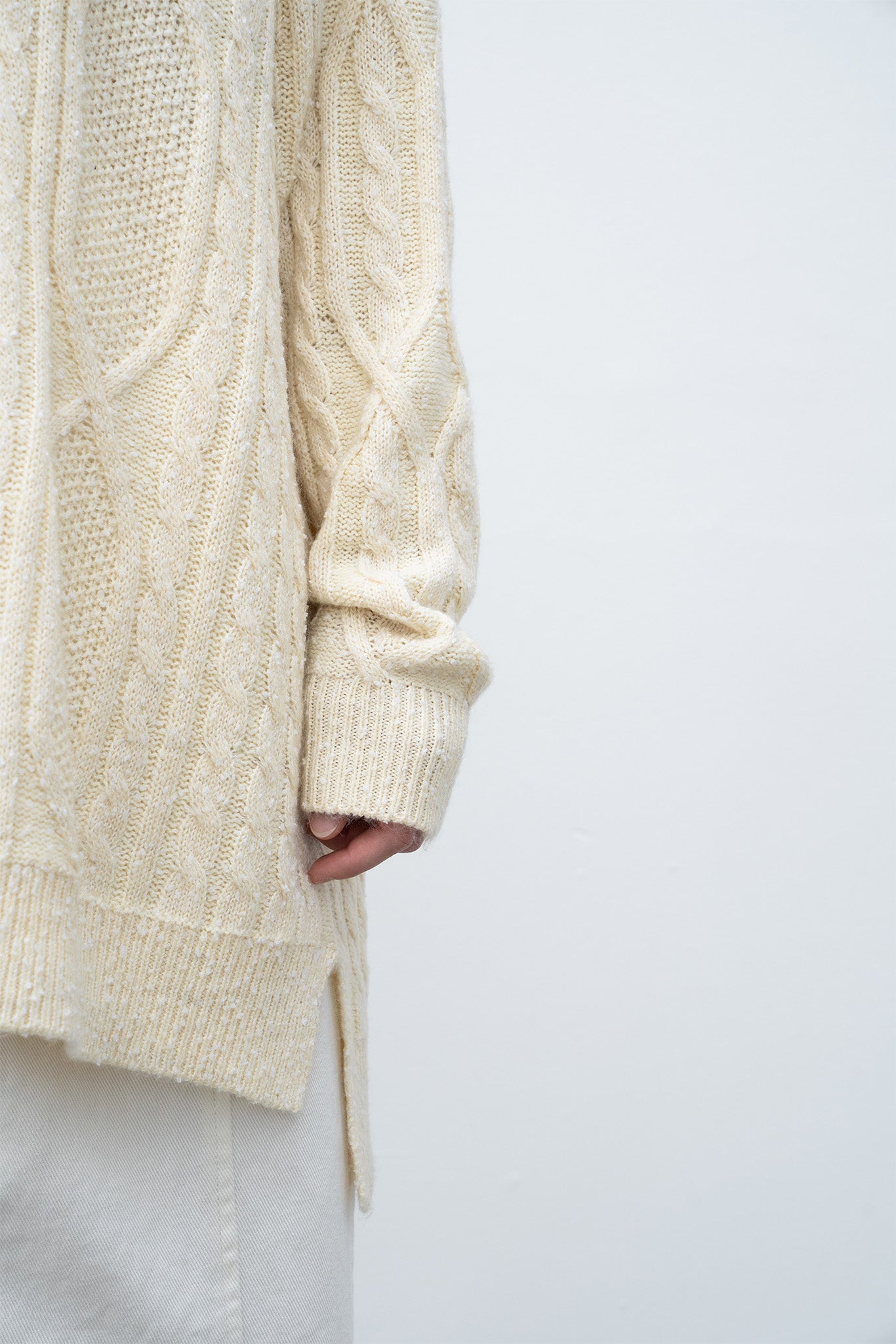 Cable-knit jacquard oversized V-neck knit top