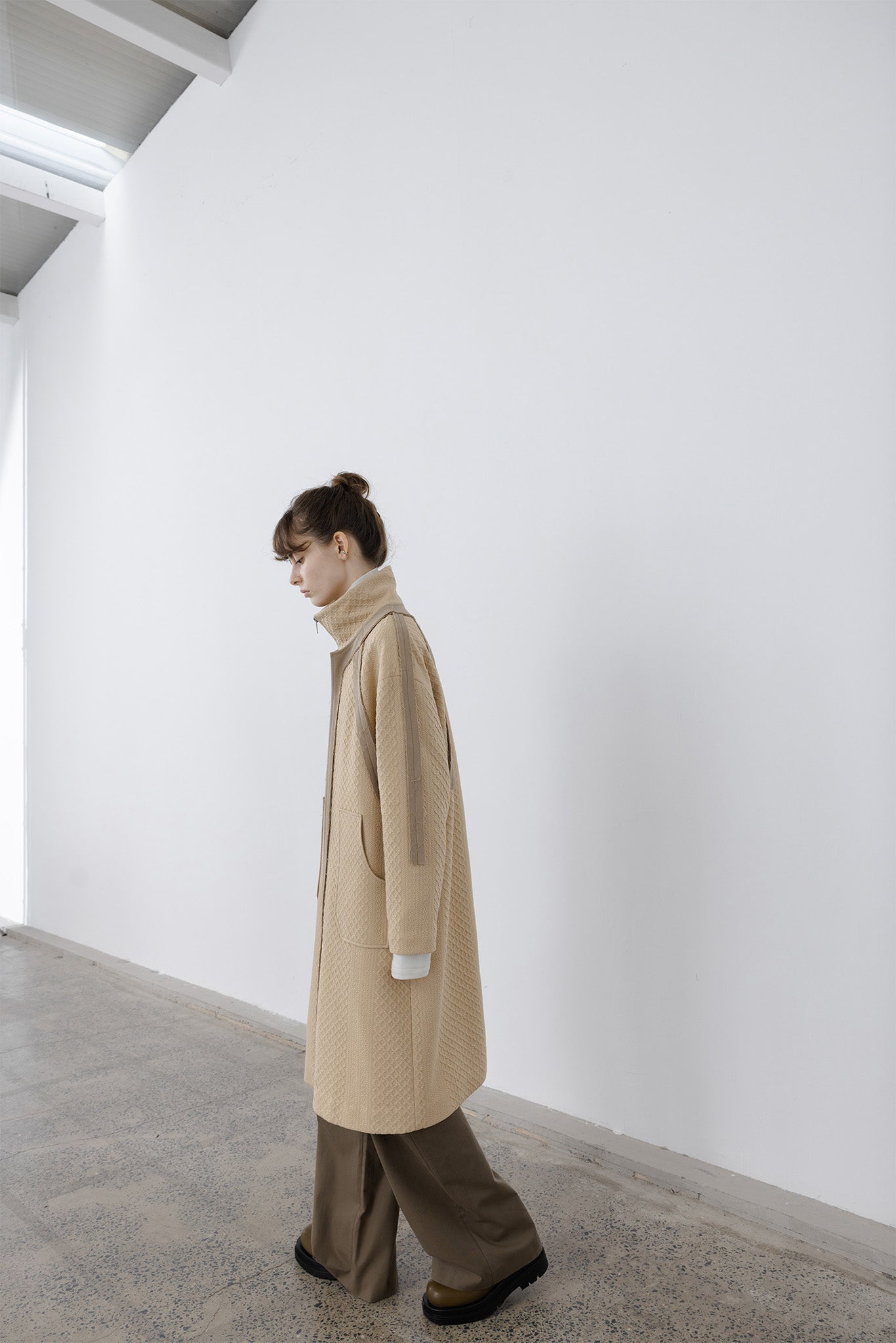 Cut-off line cable jacquard high neck long coat