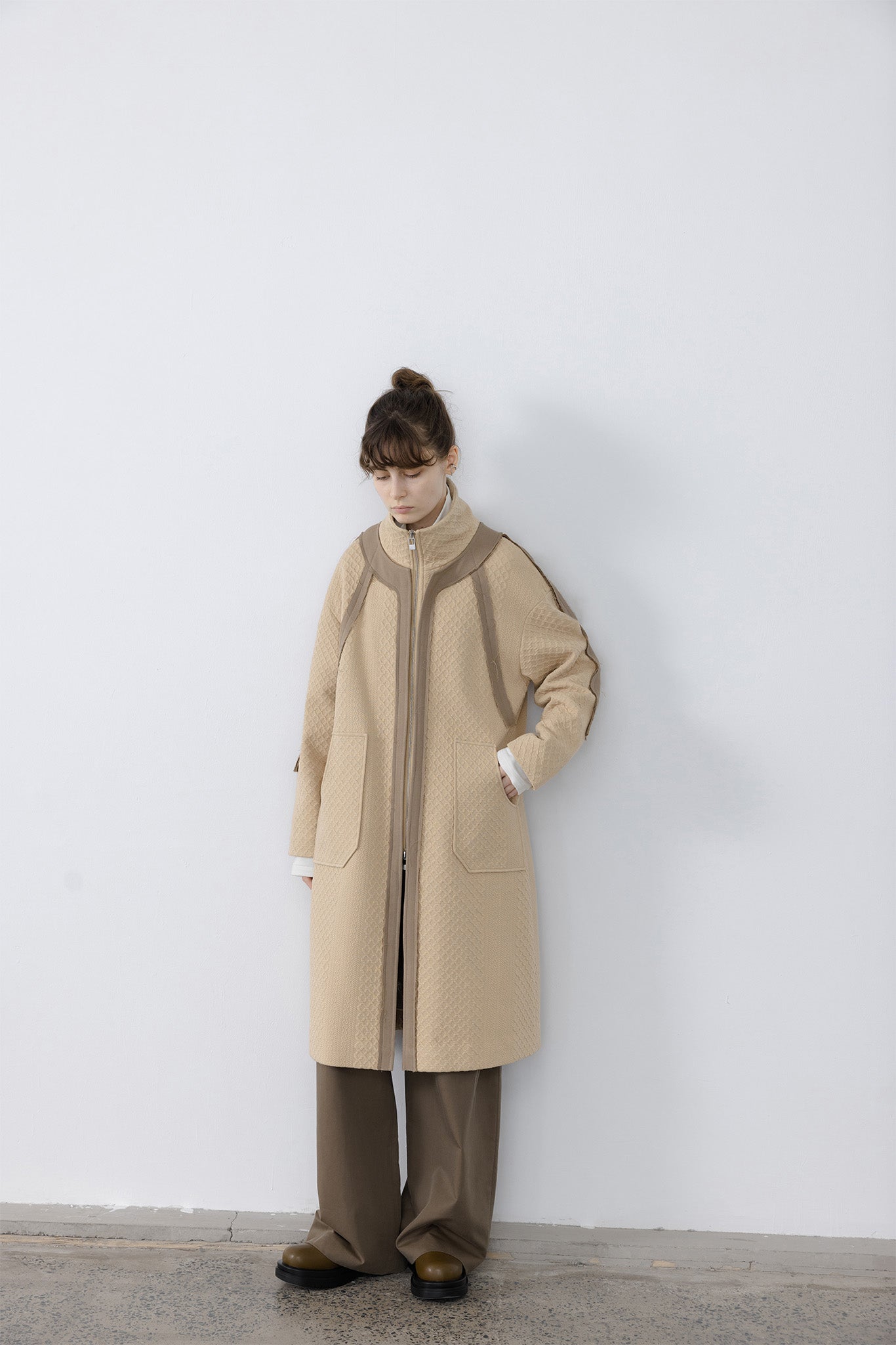 Cut-off line cable jacquard high neck long coat