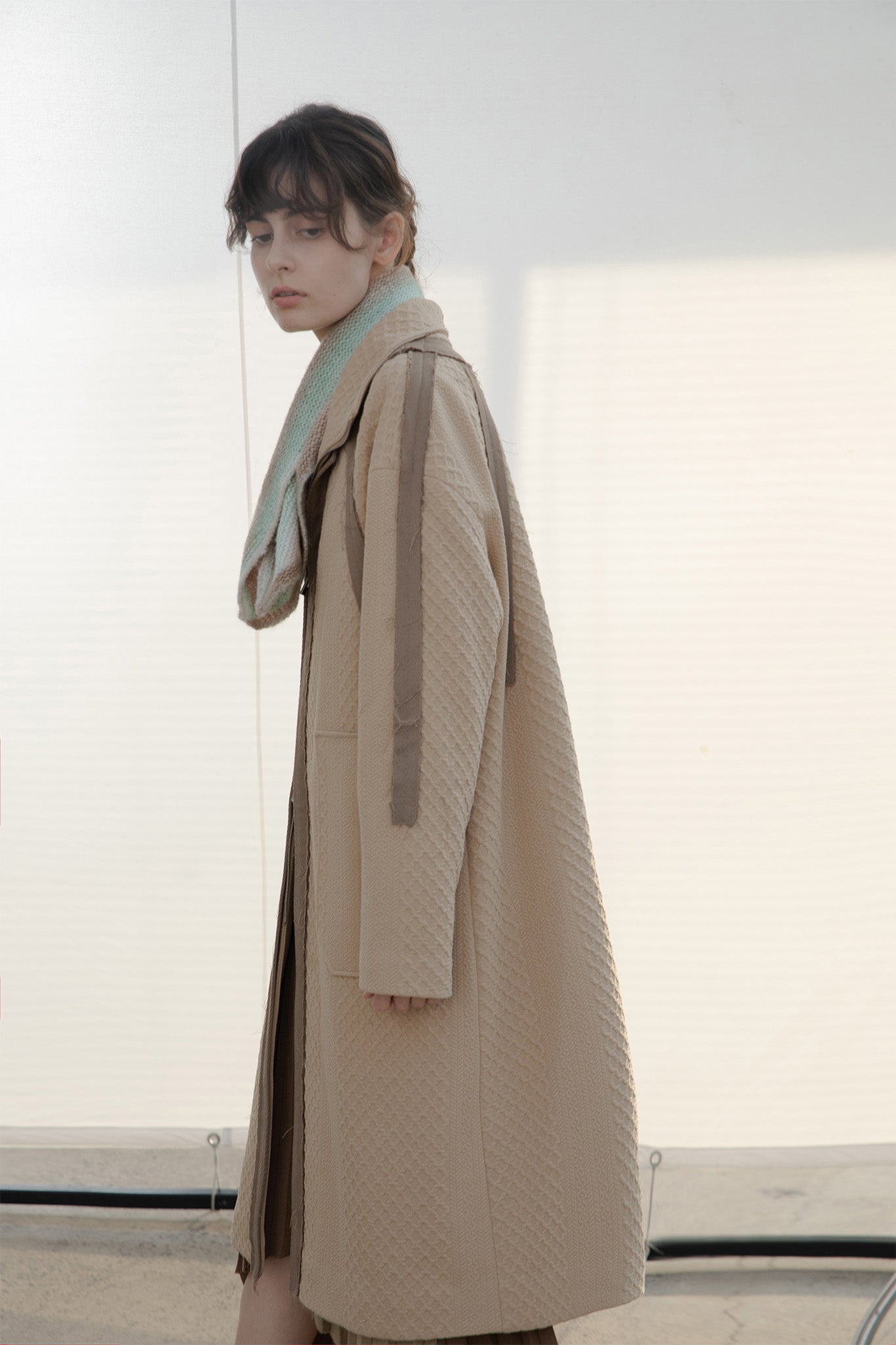 Cut-off line cable jacquard high neck long coat