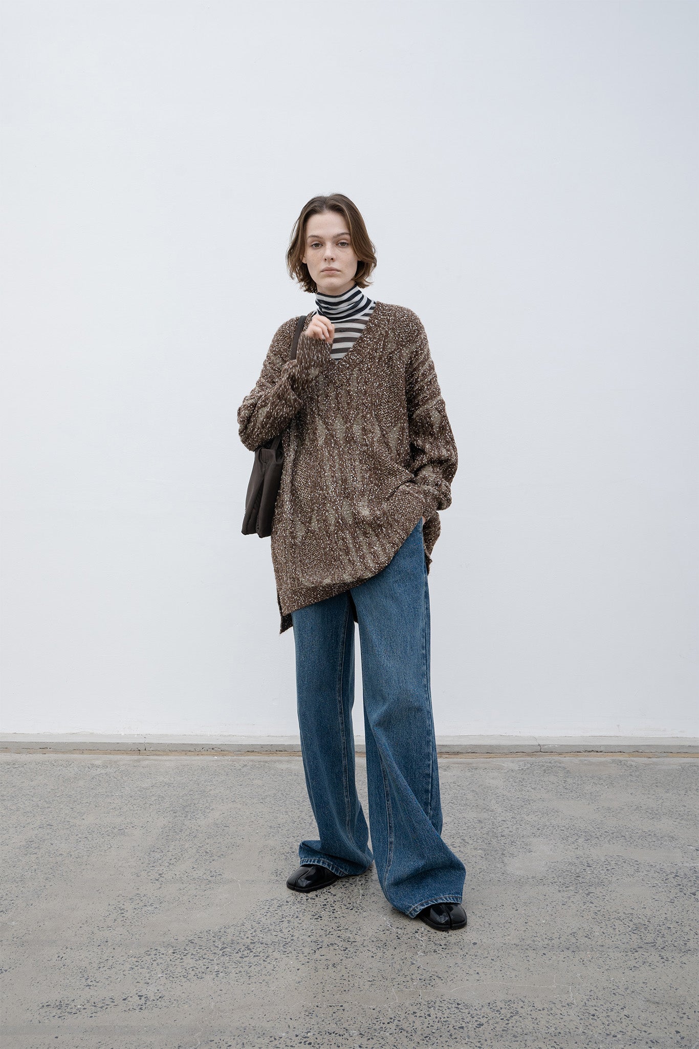 Cable-knit jacquard oversized V-neck knit top