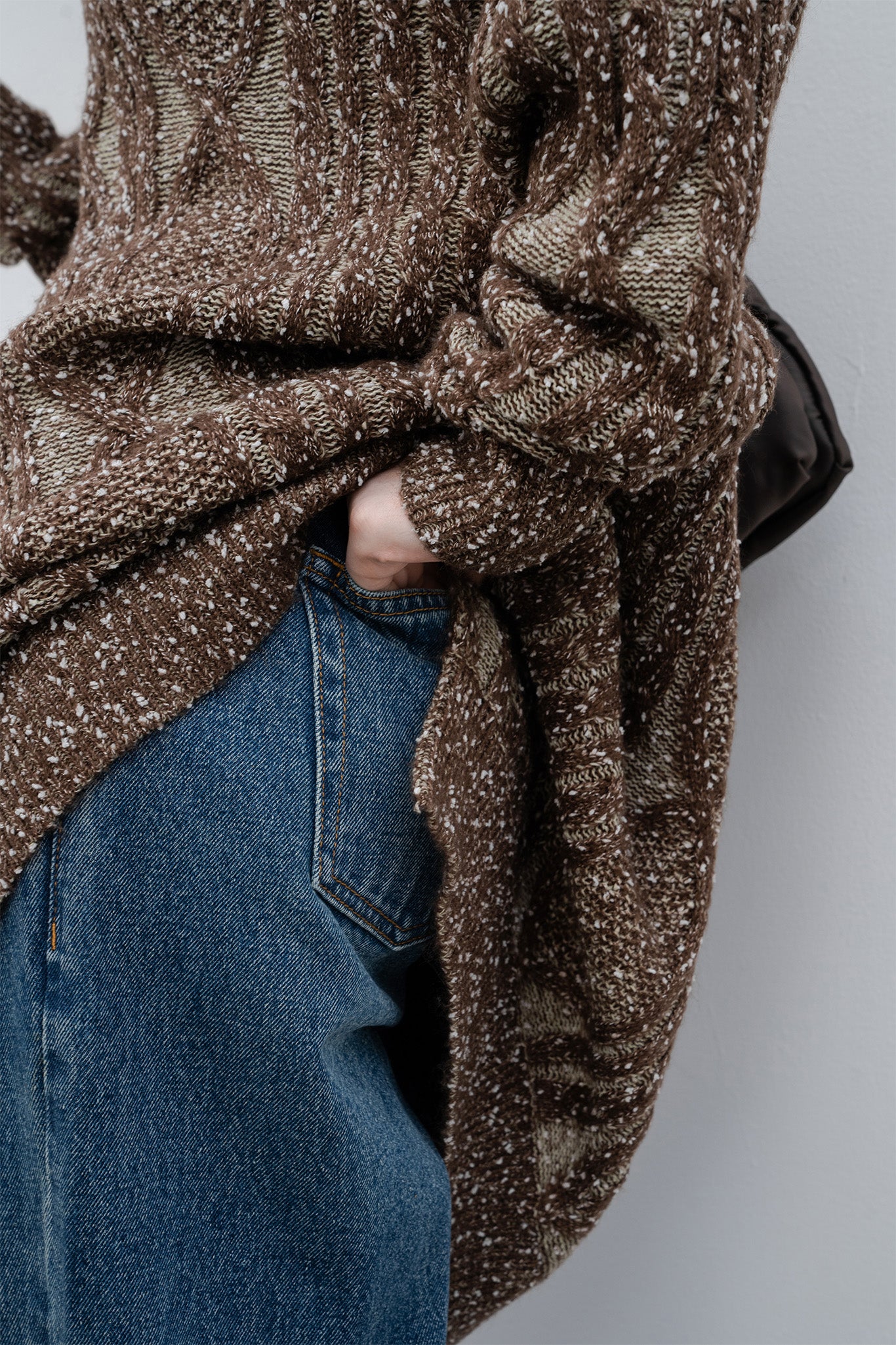 Cable-knit jacquard oversized V-neck knit top