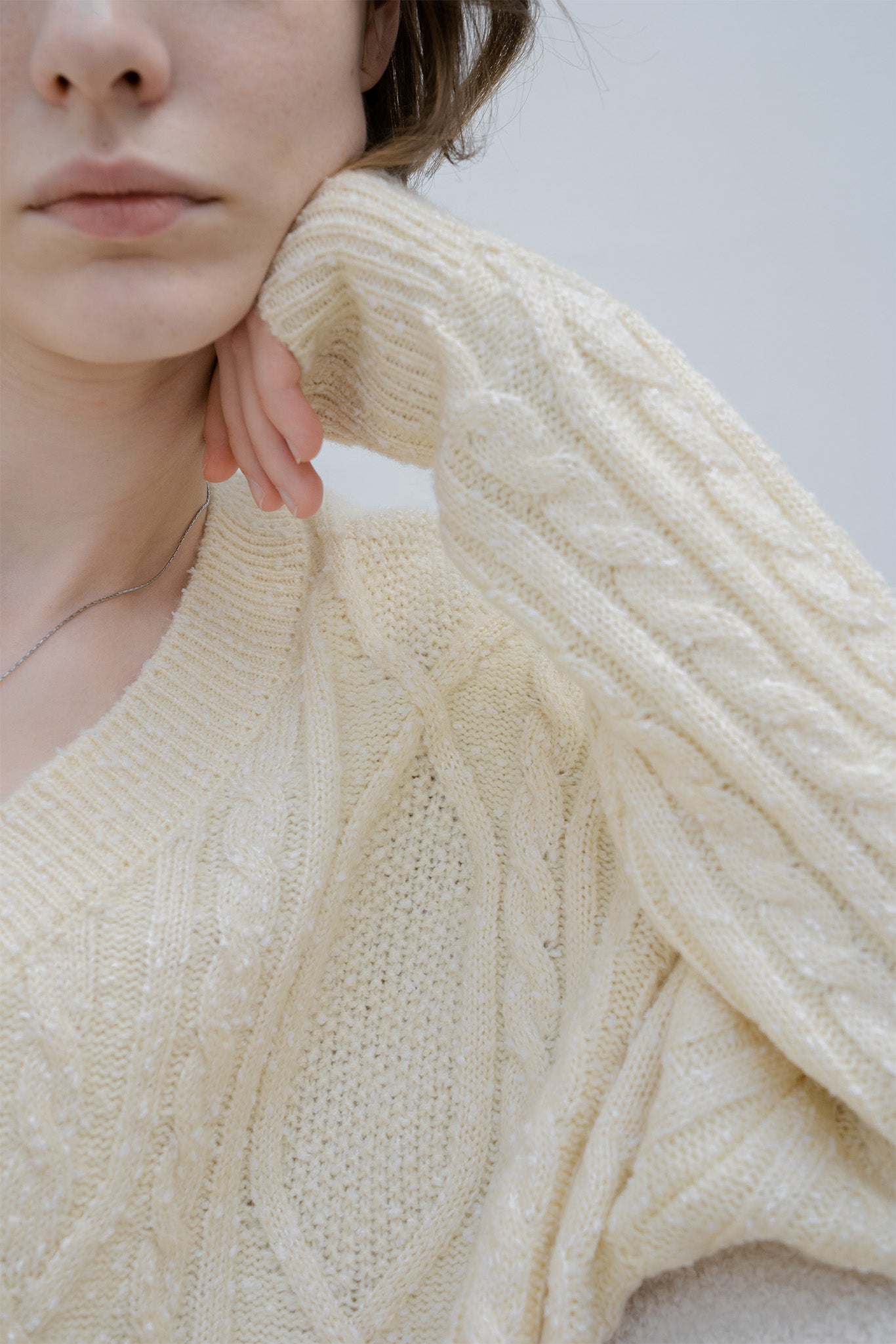 Cable-knit jacquard oversized V-neck knit top