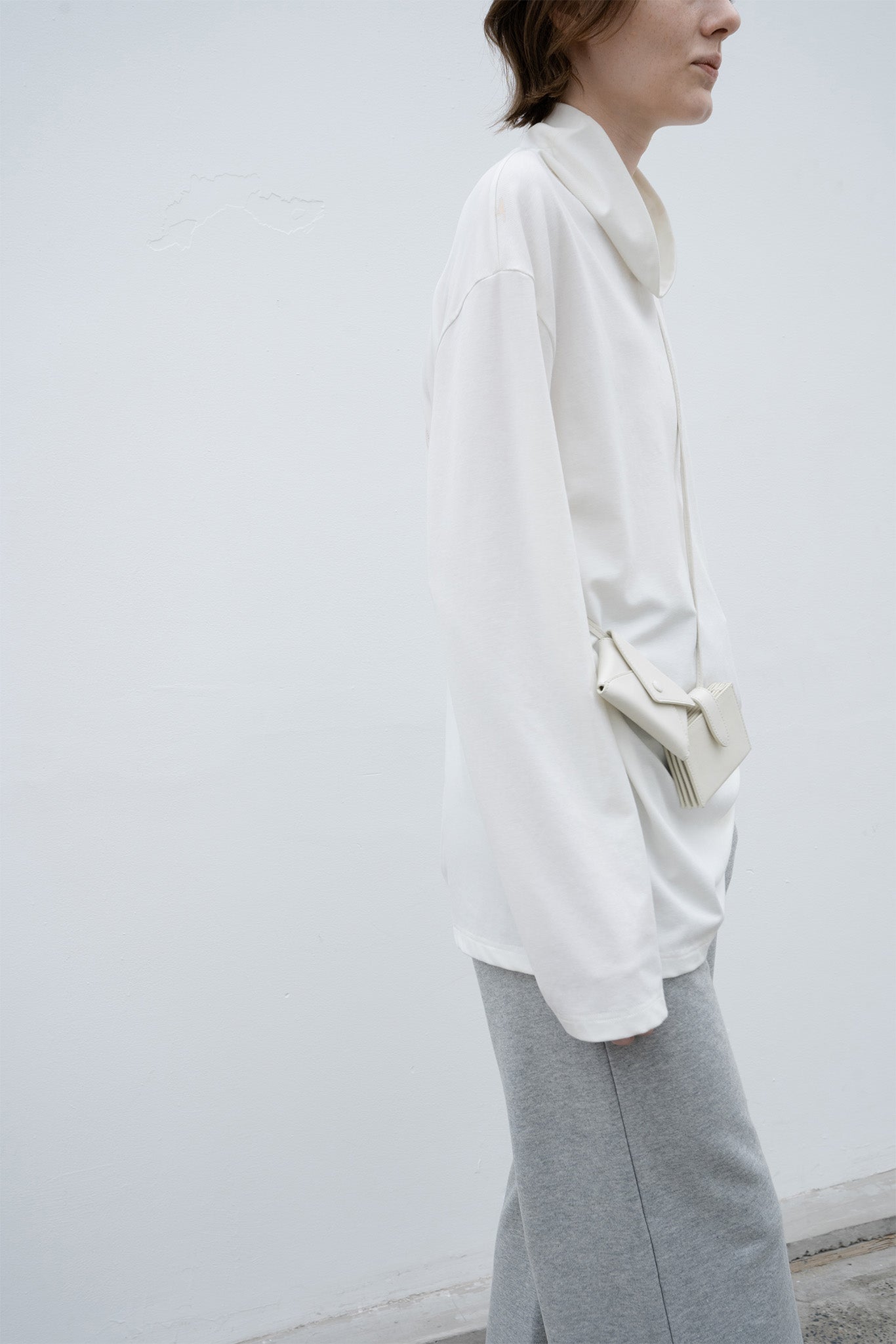 High neck long T-shirt cut-and-sew tops with logo