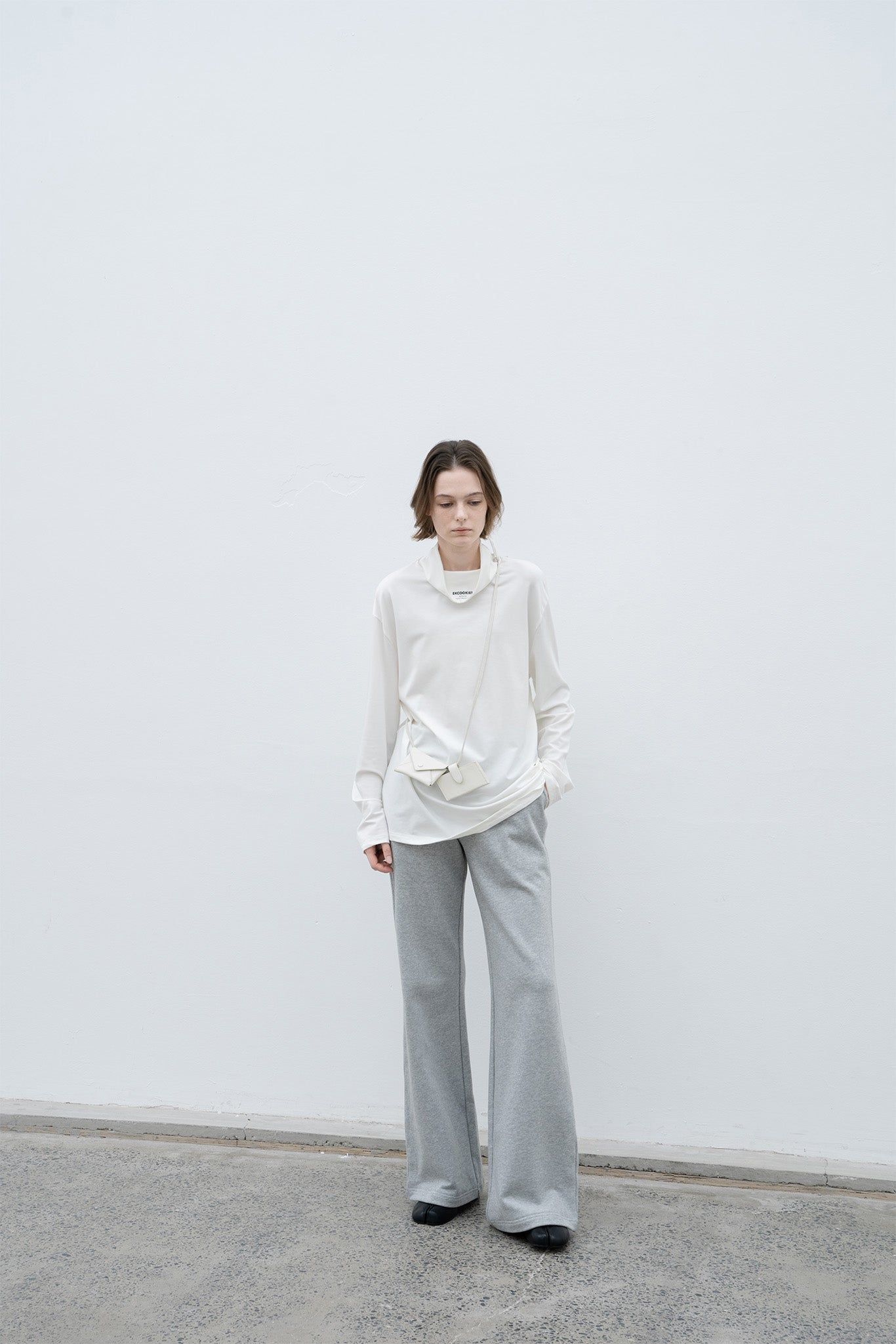 High neck long T-shirt cut-and-sew tops with logo