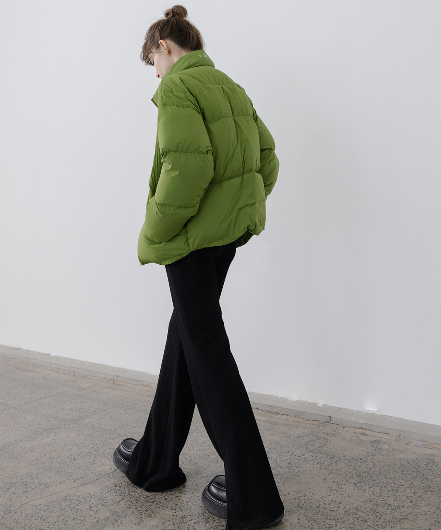 color volume down jacket 