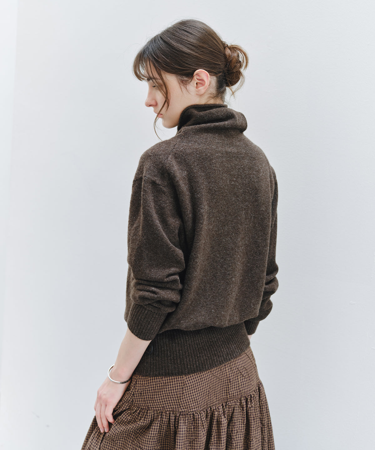 「11月下旬出荷予定」Draped Neck Button Hem Knit Sweater