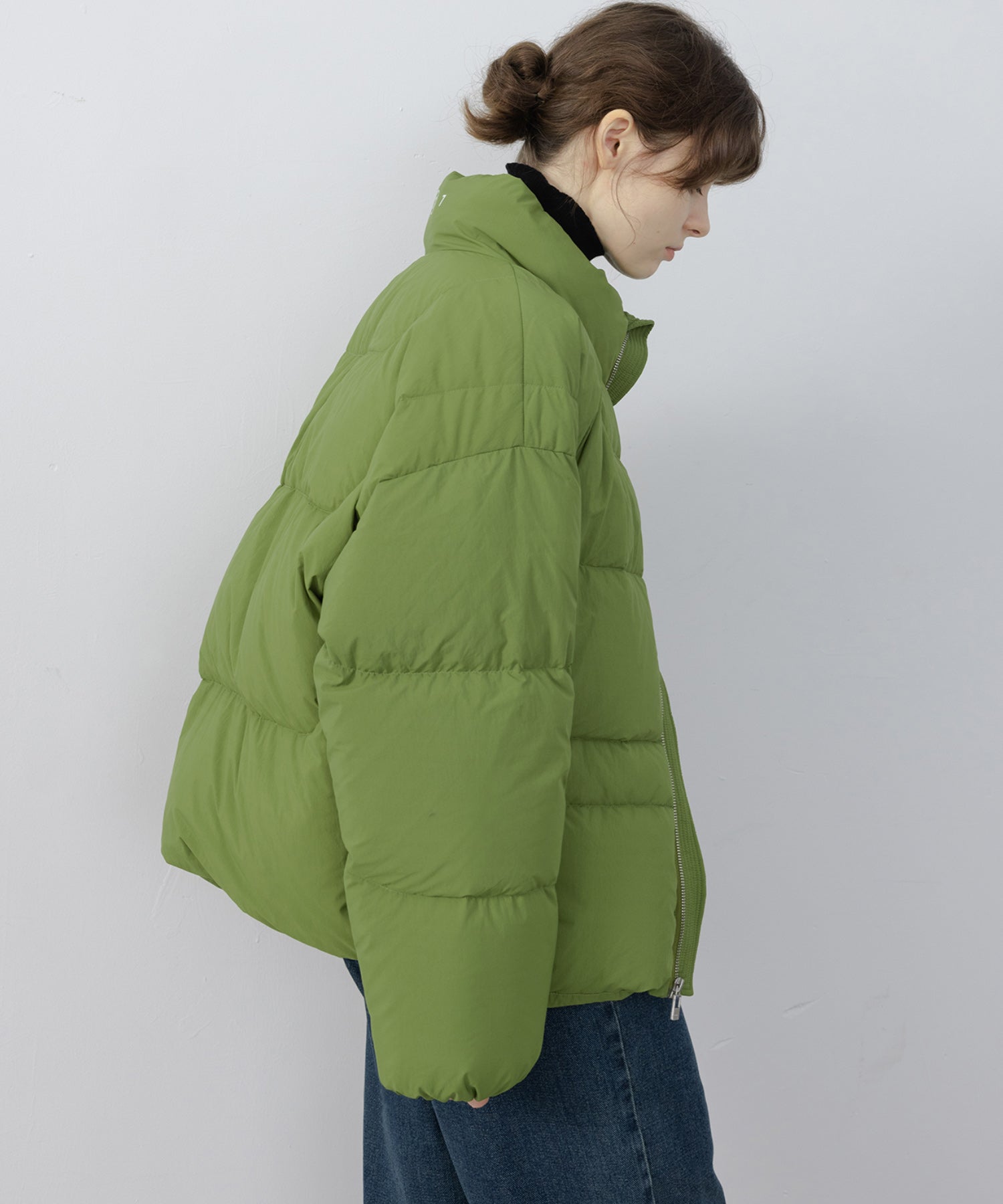 color volume down jacket 
