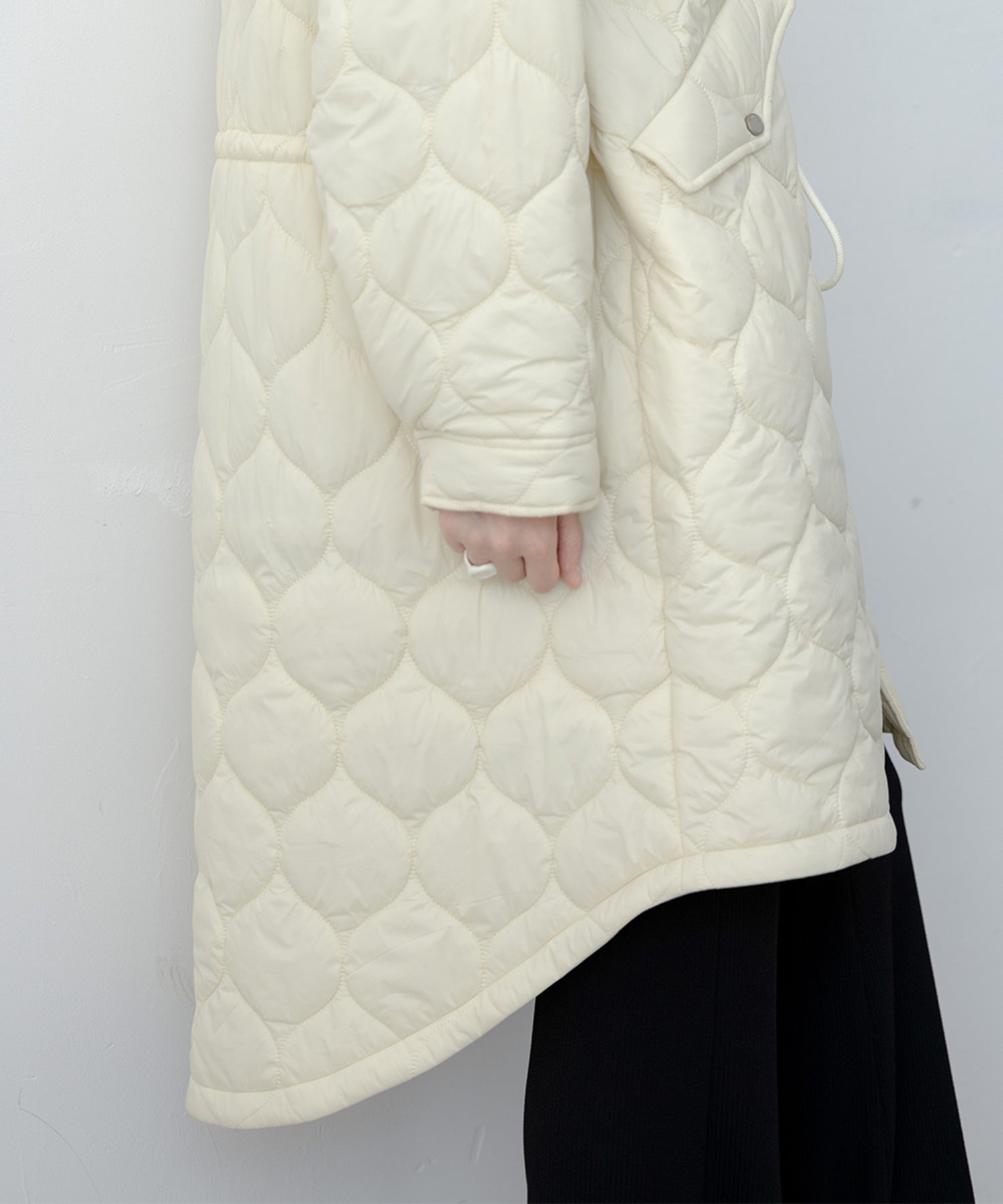 Irregular hem oversized volume quilted long coat 