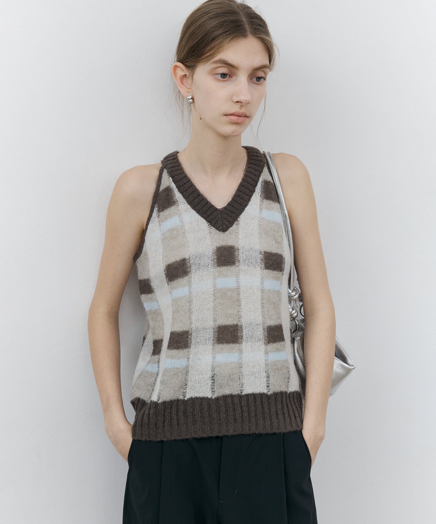 Check Jacquard V-Neck Knit Vest