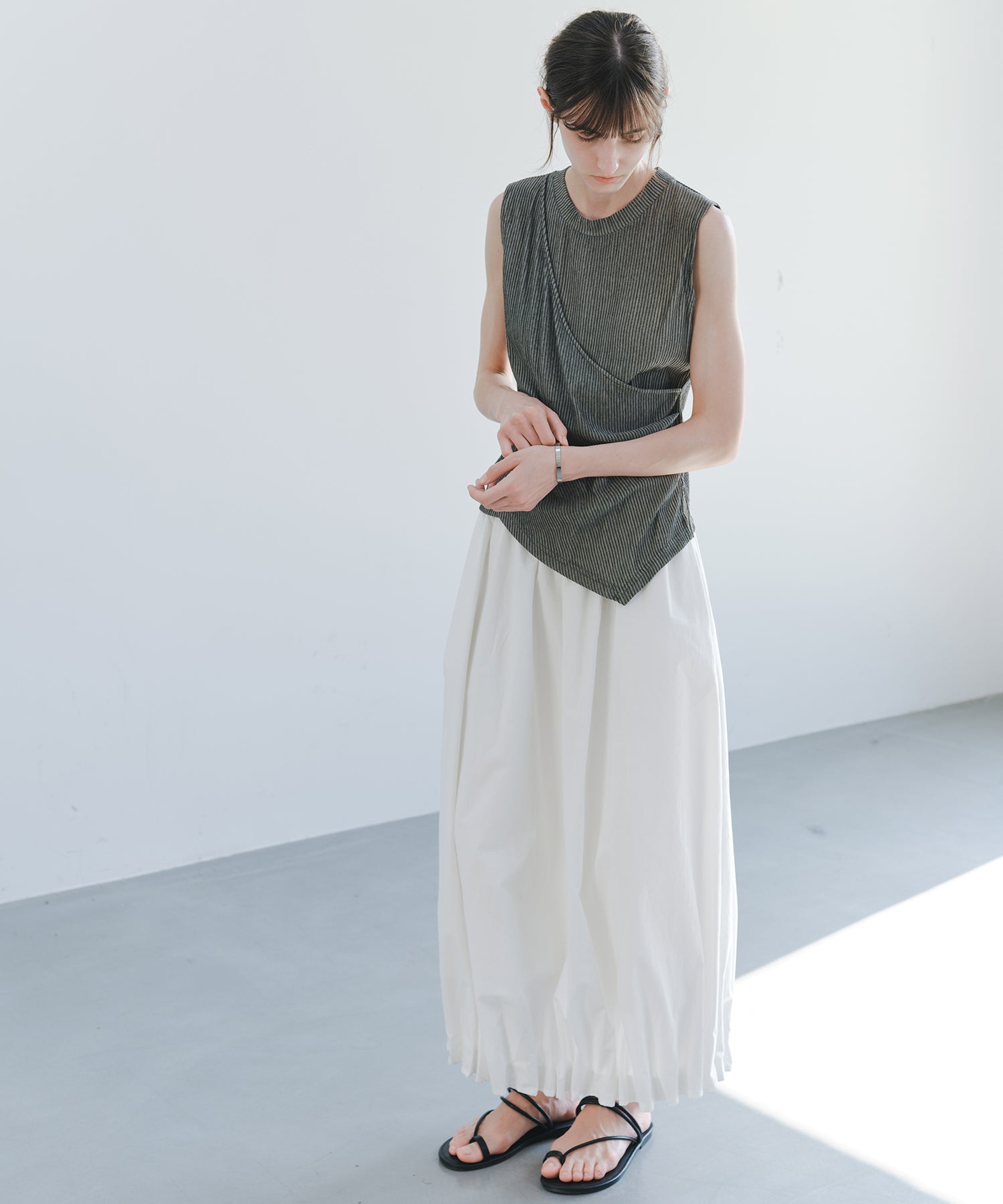 「7月上旬～中旬出荷」Tucked Balloon Hem Maxi Skirt