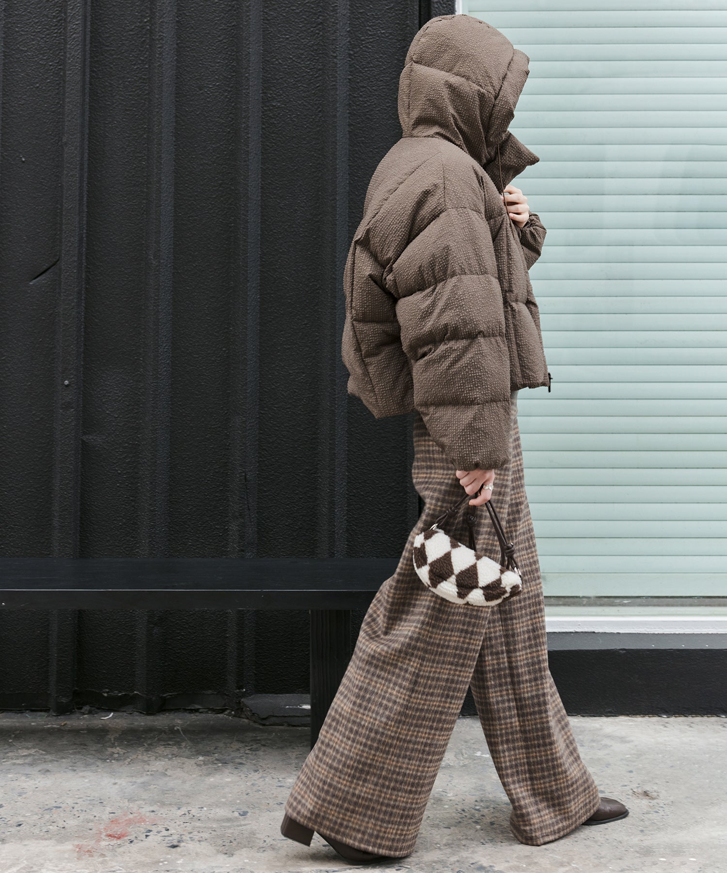 Textured Crinkle Hooded Short Down Jacket