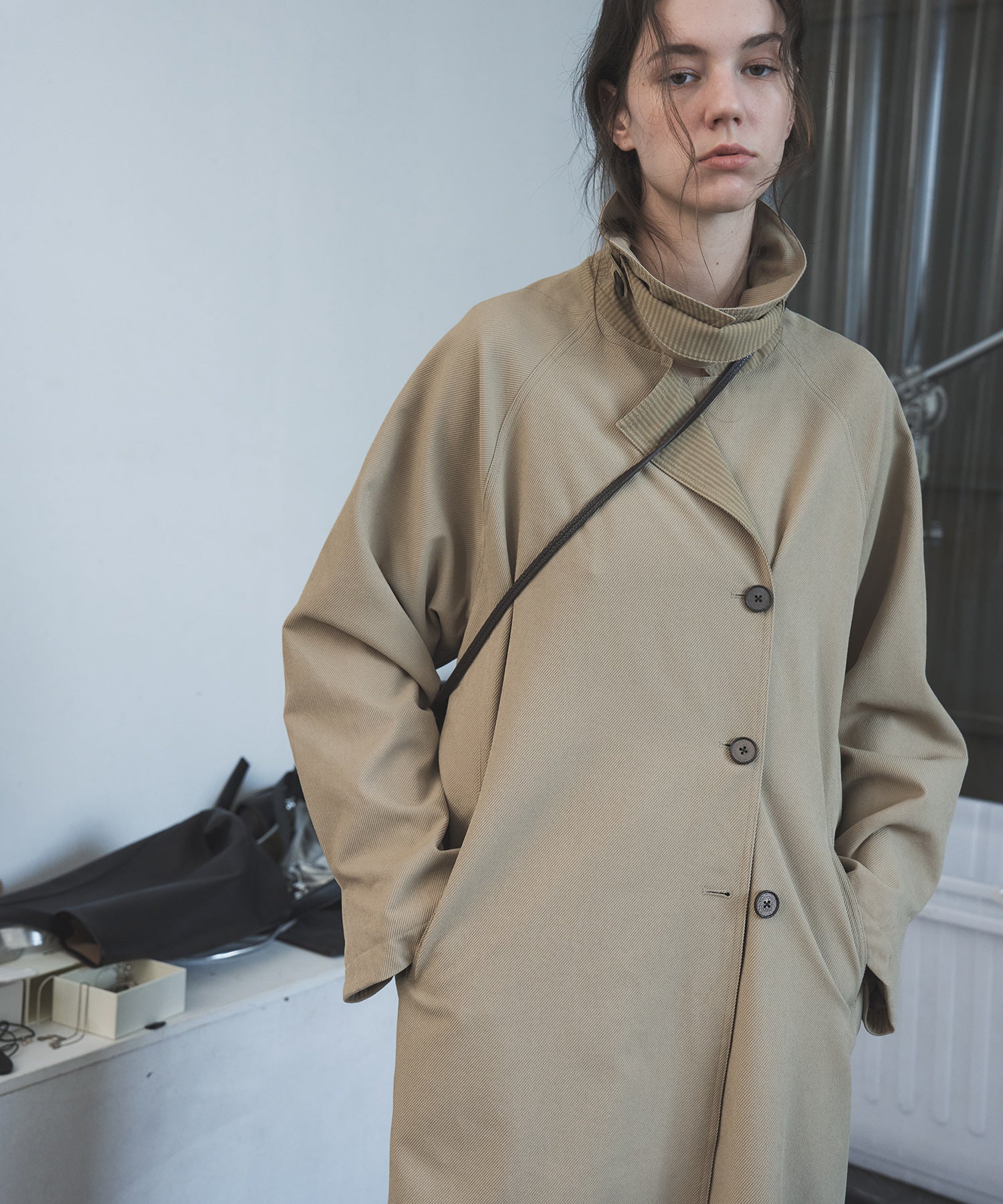 Structured Raglan Trench Coat – Oversized Fit